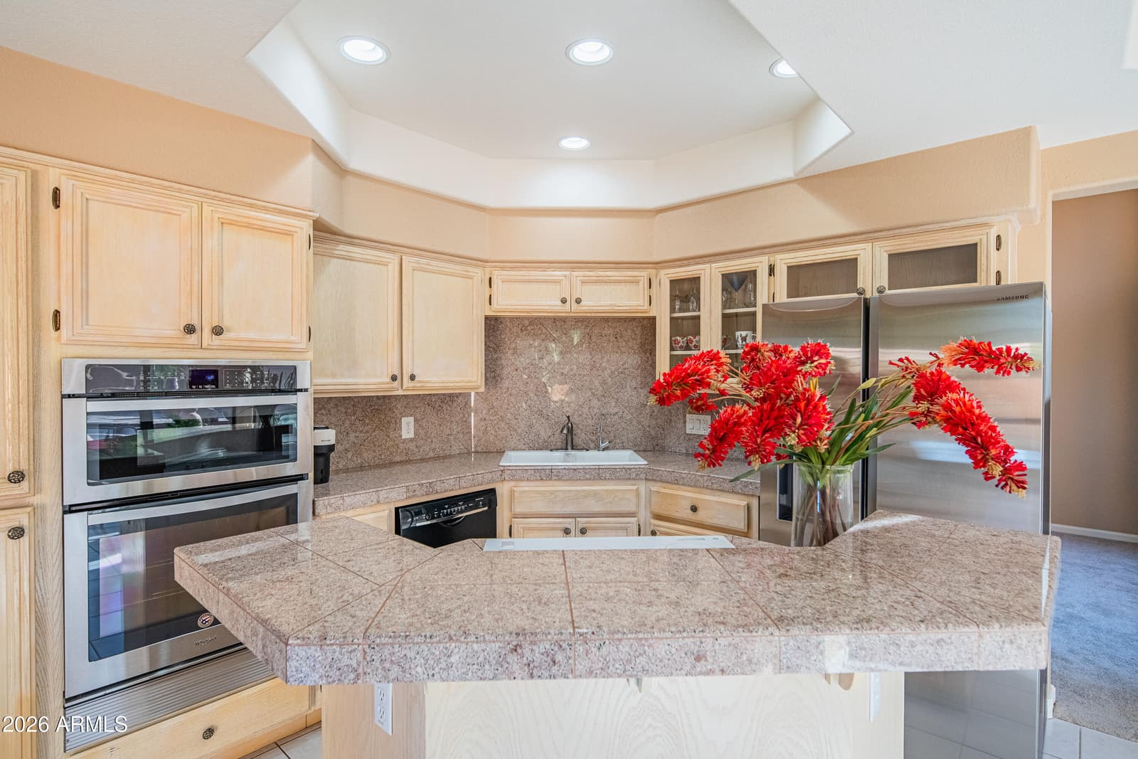 1054 E Shangri La Road, Phoenix, AZ 85020 — photo 11 of 35