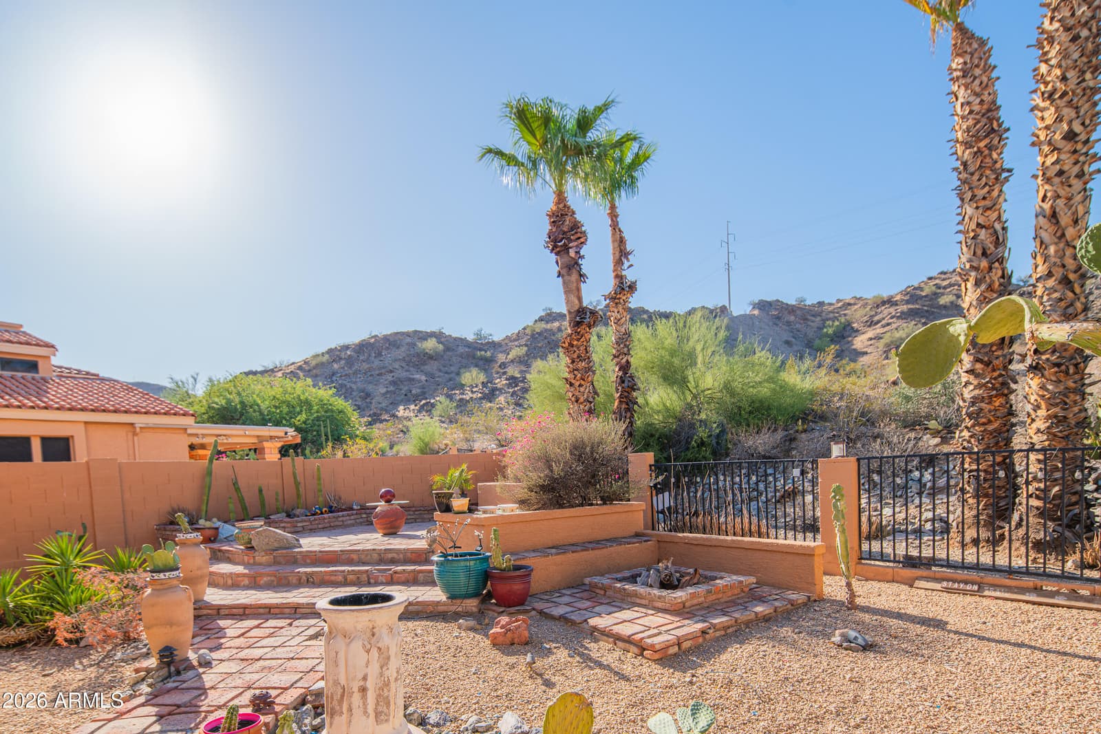 1054 E Shangri La Road, Phoenix, AZ 85020 — photo 24 of 35