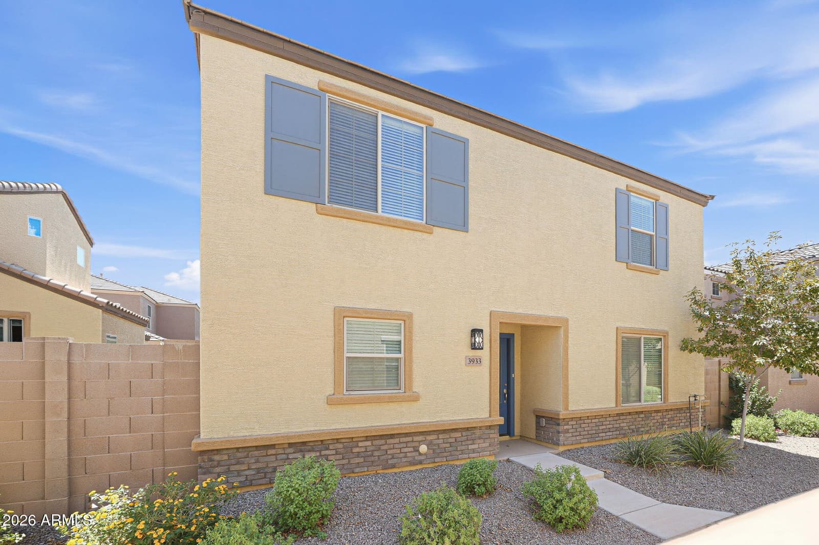 3933 S 82nd Drive, Phoenix, AZ 85043 — photo 1 of 47