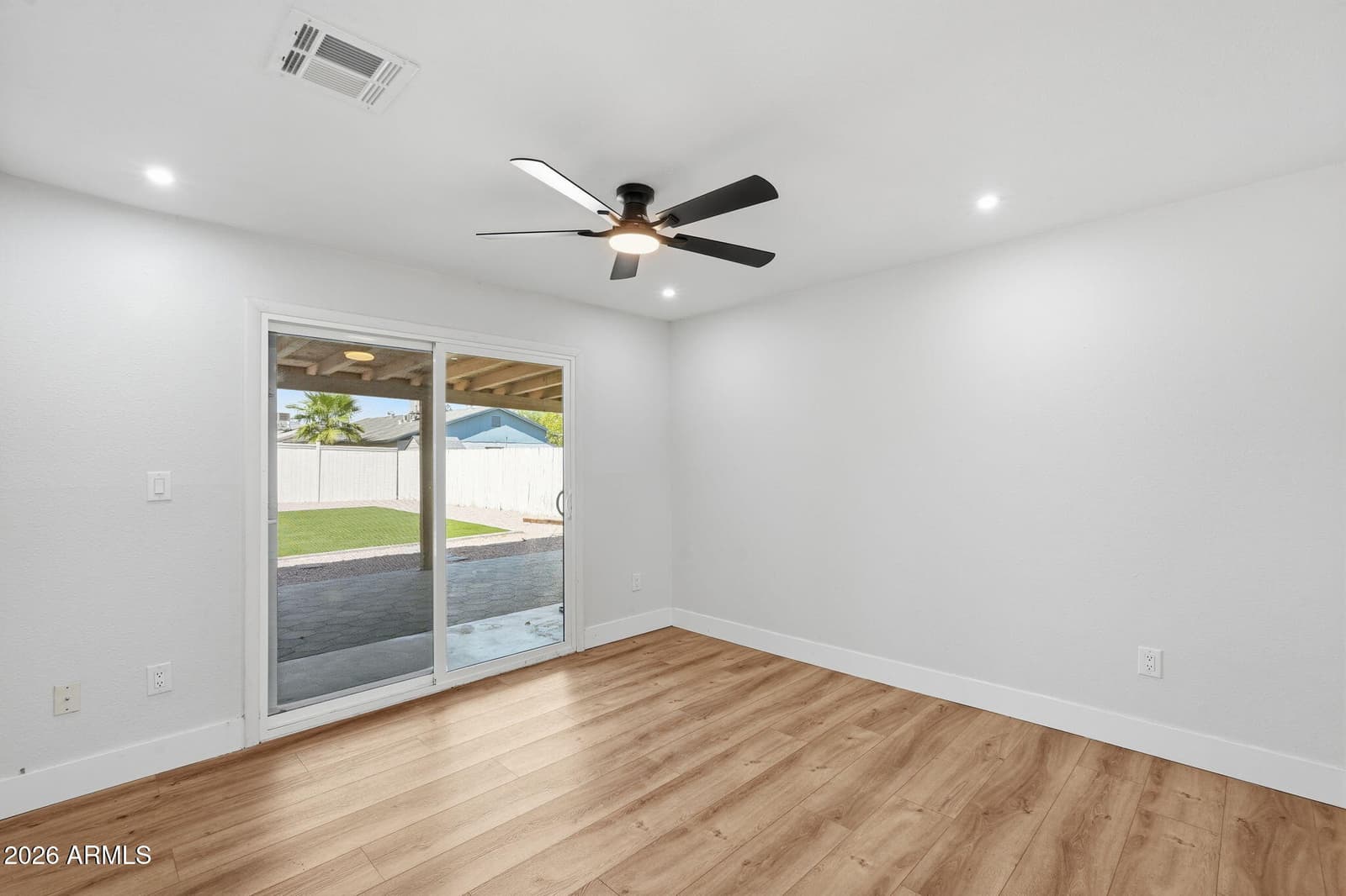 5406 S College Avenue, Tempe, AZ 85283 — photo 12 of 41
