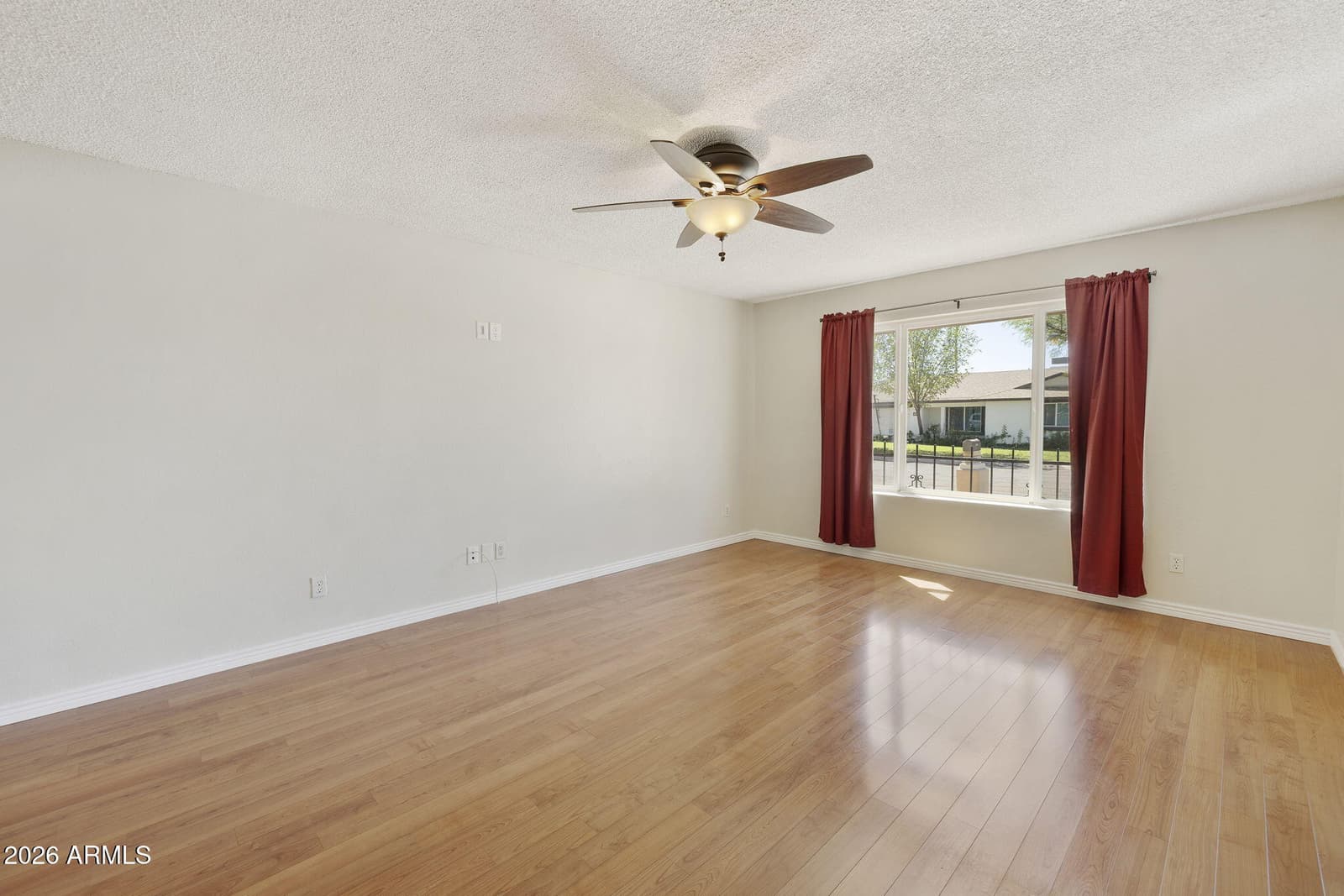 4538 W Purdue Avenue, Glendale, AZ 85302 — photo 11 of 60