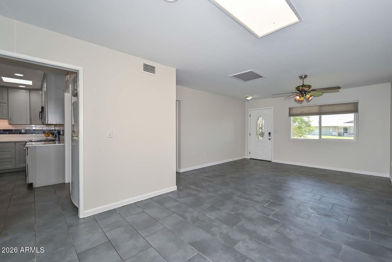 9237 N 111th Avenue, Sun City, AZ 85351 — photo 7 of 40