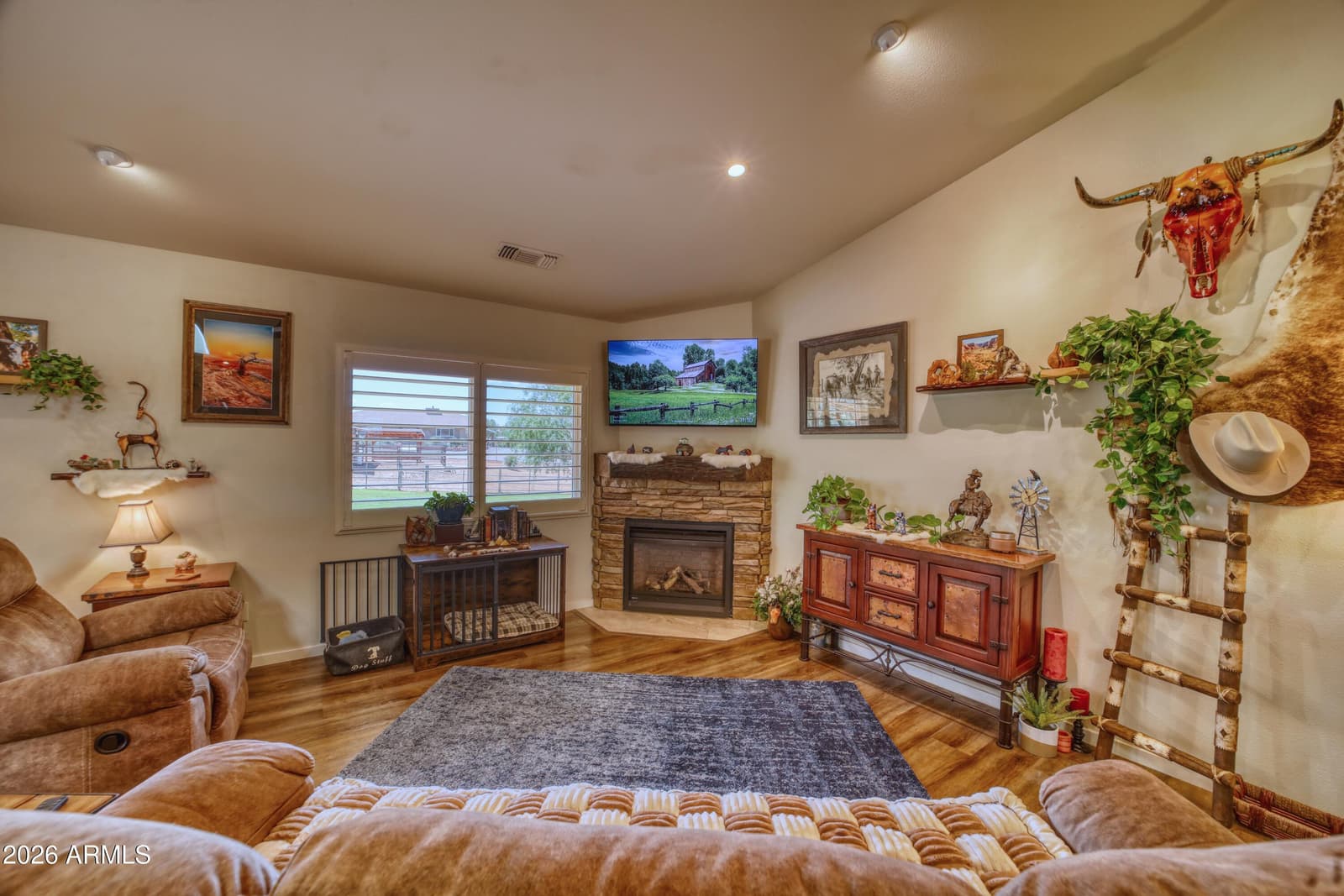 1355 S Desert Holly Trail, Cornville, AZ 86325 — photo 12 of 69