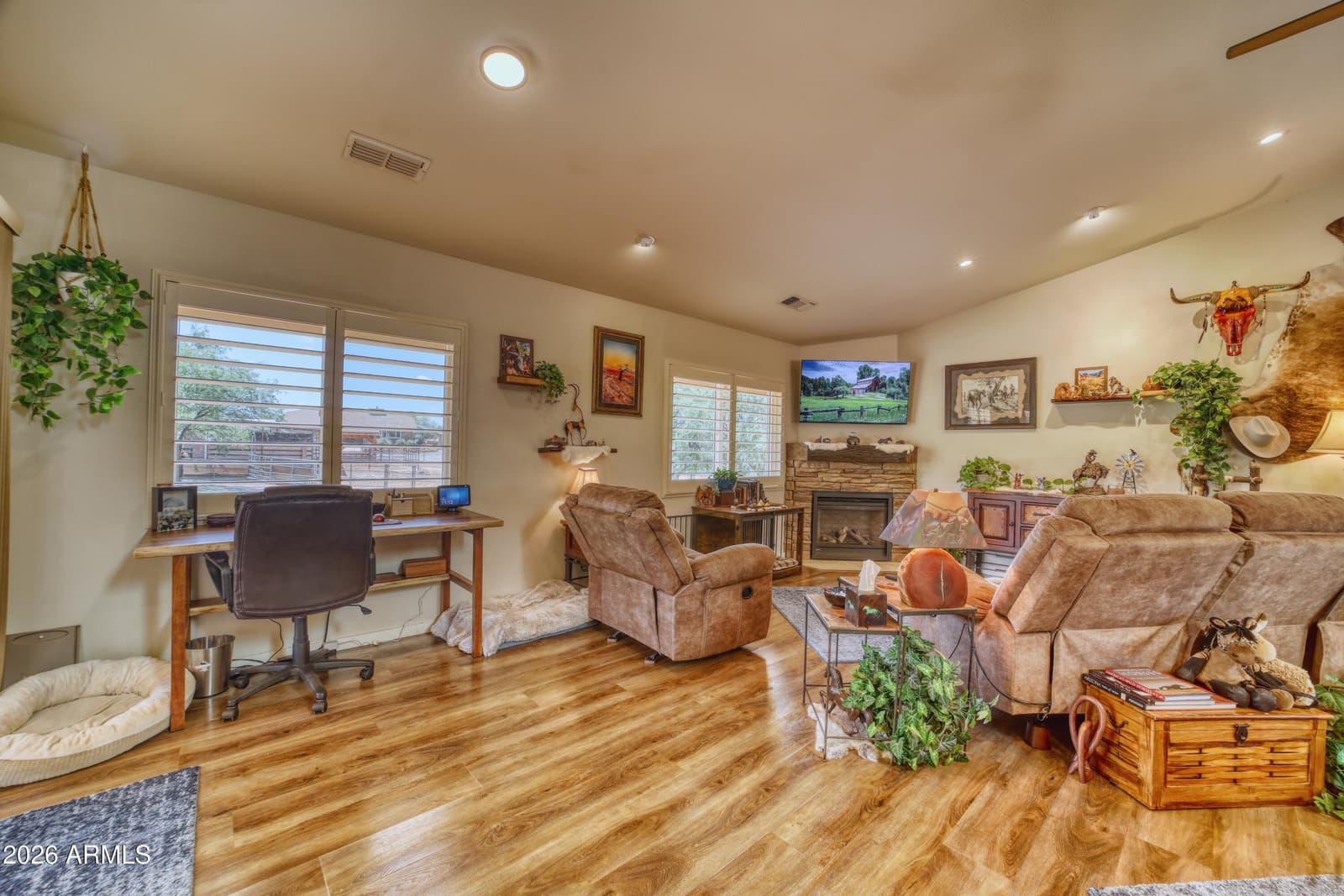 1355 S Desert Holly Trail, Cornville, AZ 86325 — photo 10 of 69