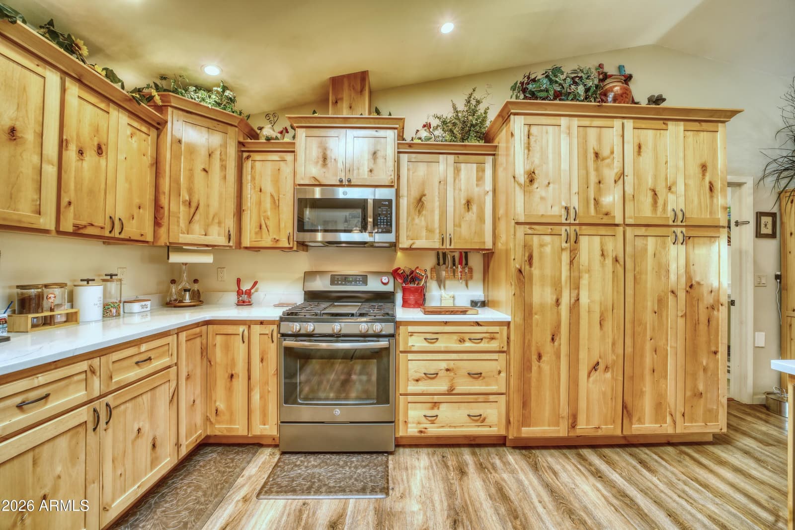 1355 S Desert Holly Trail, Cornville, AZ 86325 — photo 6 of 69