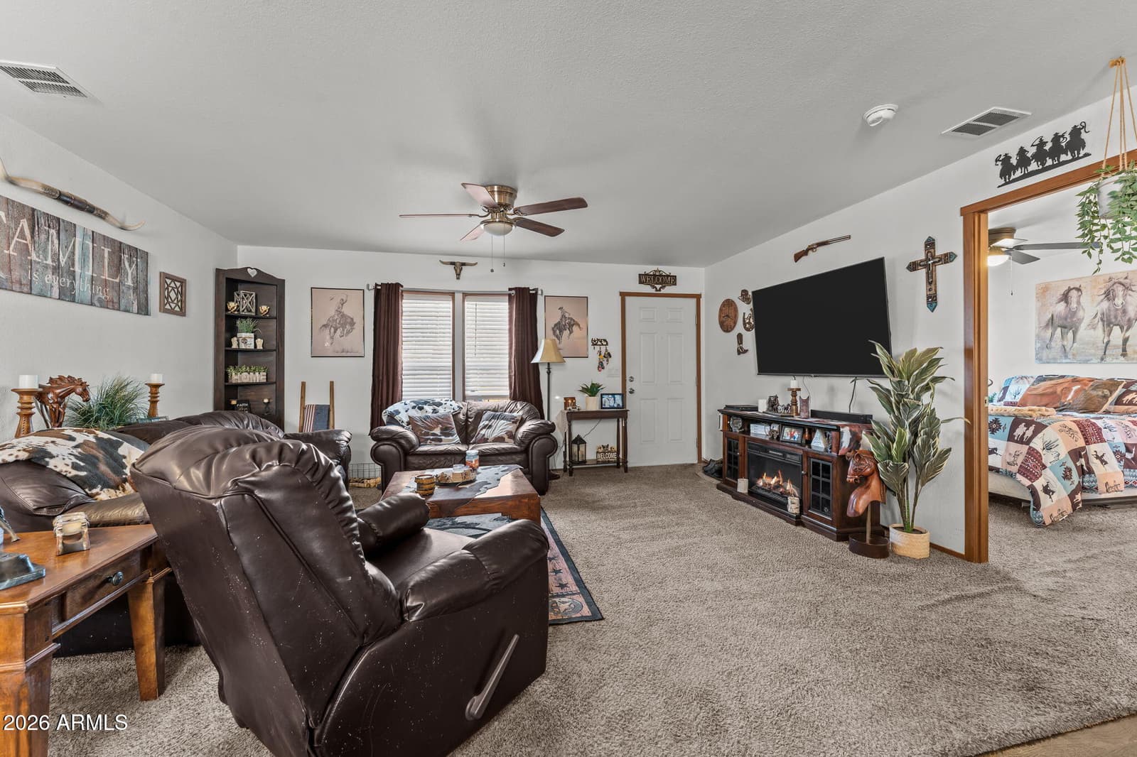 512 W Claessens Drive, Morristown, AZ 85342 — photo 11 of 23
