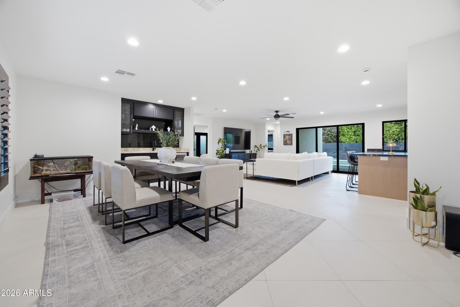 2002 E Vista Drive, Phoenix, AZ 85022 — photo 4 of 38