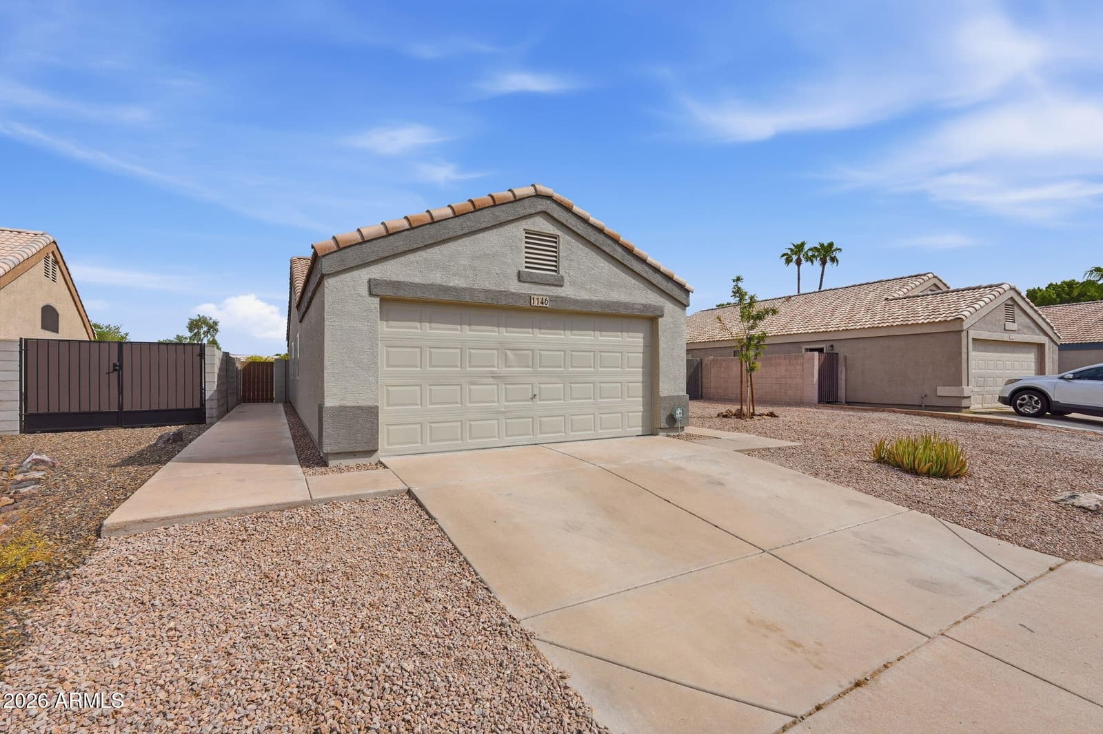1146 W 20th Avenue, Apache Junction, AZ 85120 — photo 2 of 38