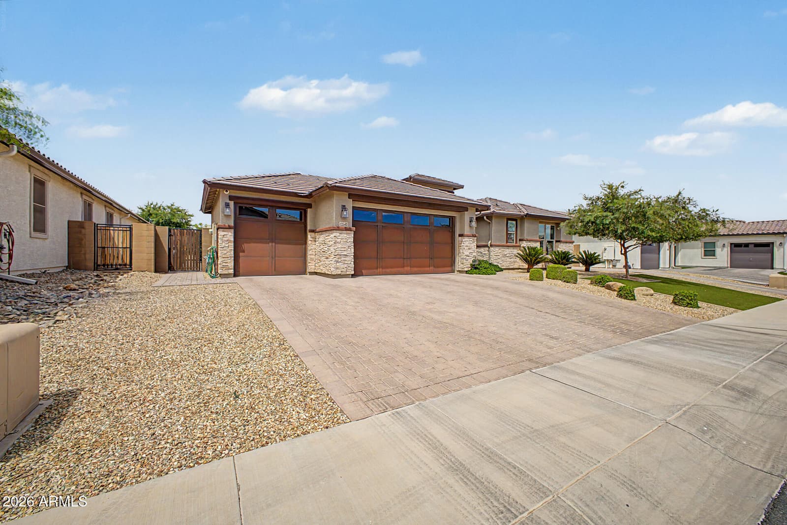 12542 W Krall Court, Glendale, AZ 85307 — photo 5 of 57