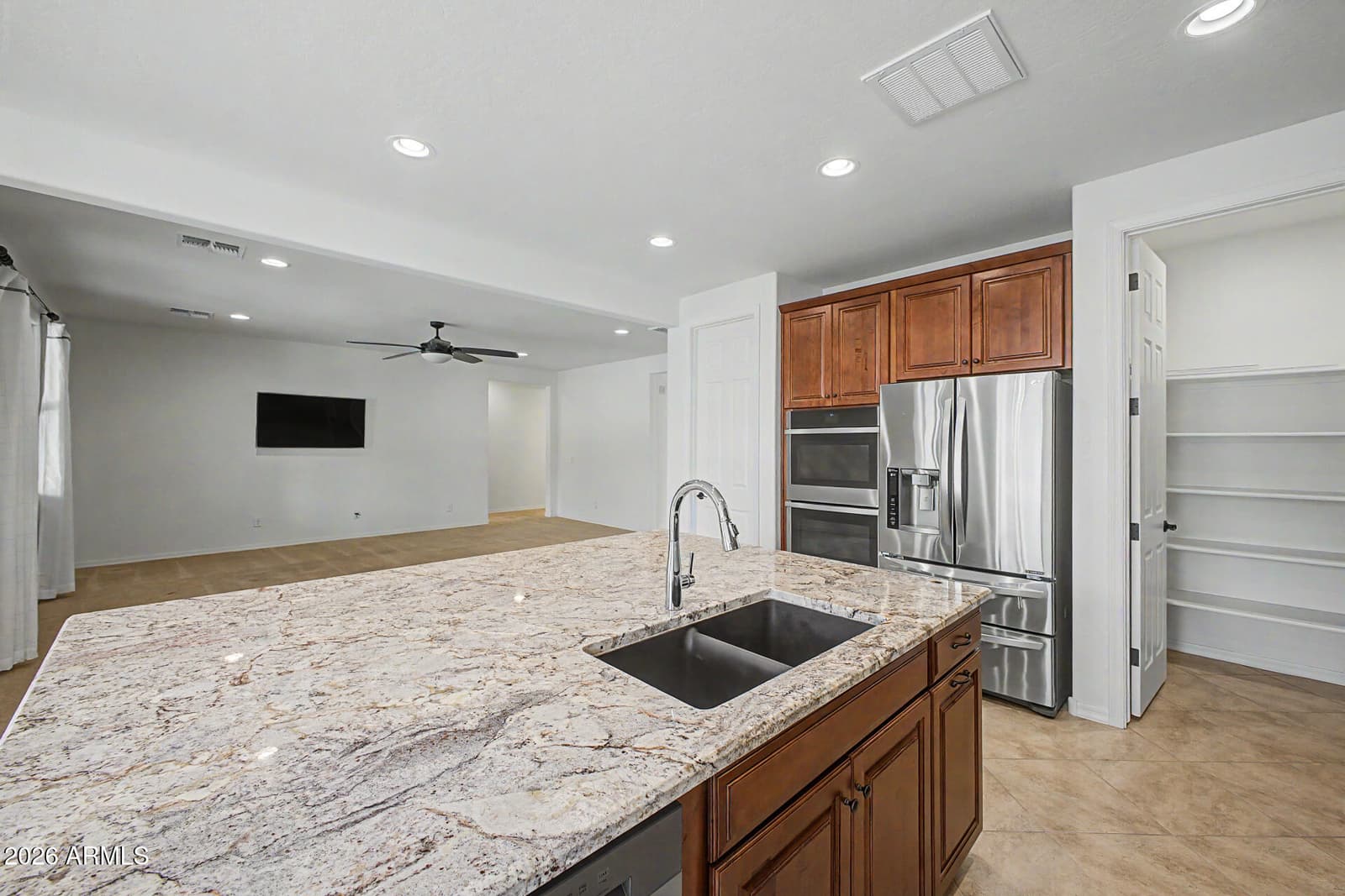 12542 W Krall Court, Glendale, AZ 85307 — photo 12 of 57