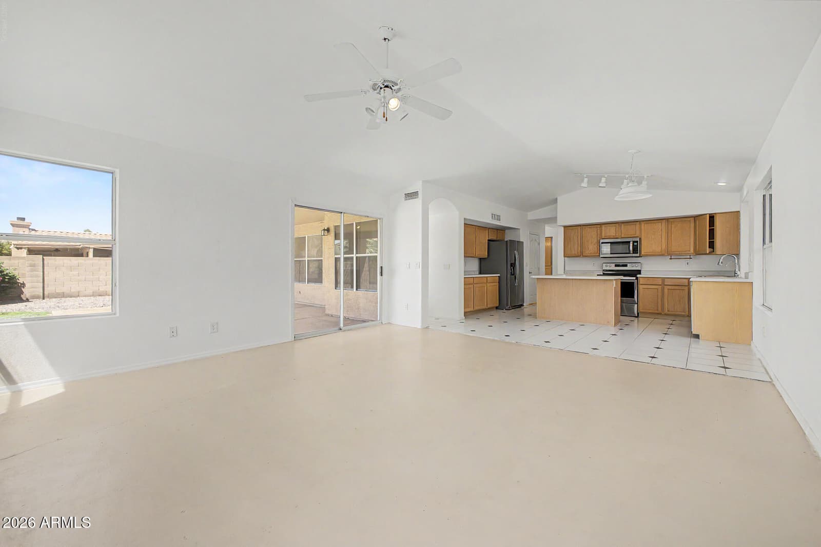 451 W Mendoza Circle, Mesa, AZ 85210 — photo 10 of 26