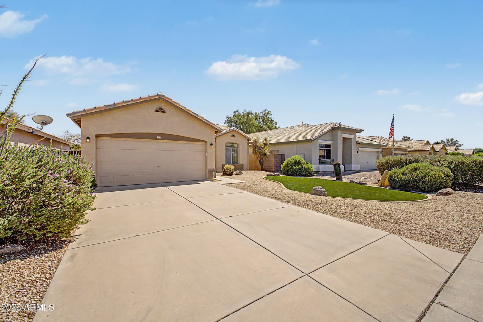 1531 E Black Diamond Drive, Gilbert, AZ 85296 — photo 2 of 13