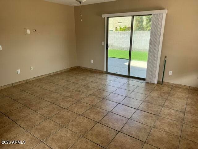 612 E Racine Place, Casa Grande, AZ 85122 — photo 3 of 18