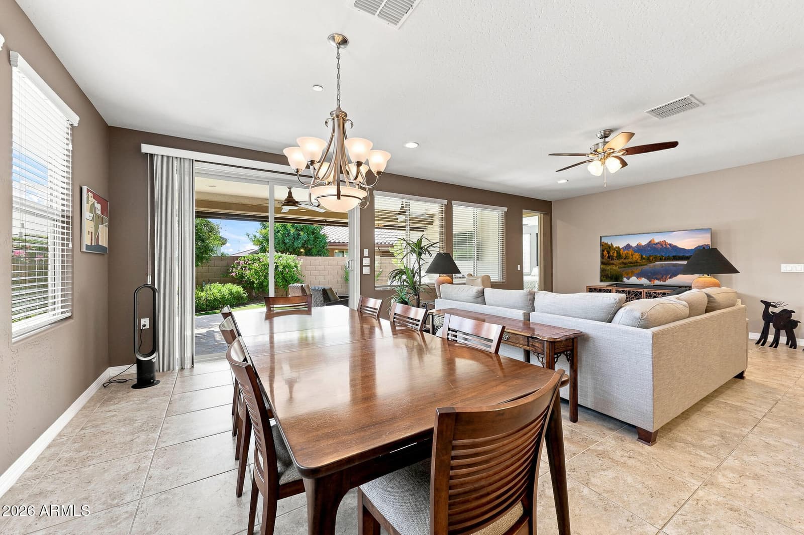 15908 N 109th Drive, Sun City, AZ 85351 — photo 10 of 44