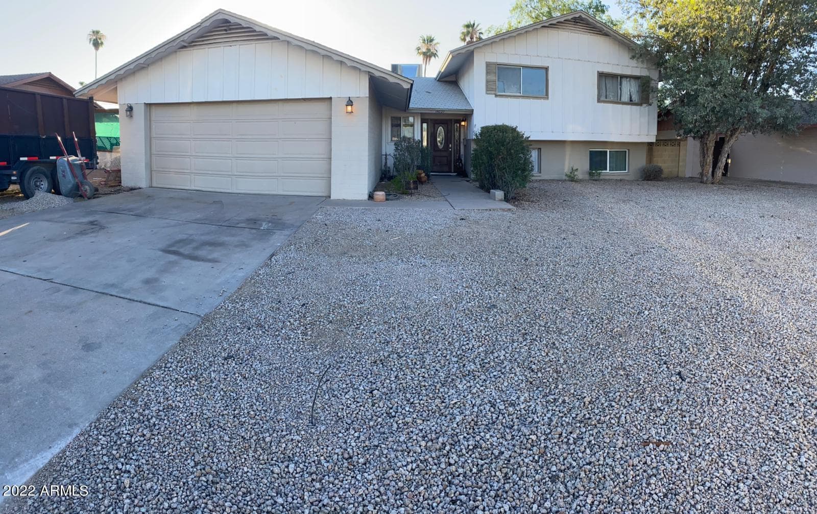 14027 N 33rd Drive, Phoenix, AZ 85053 — photo 2 of 39