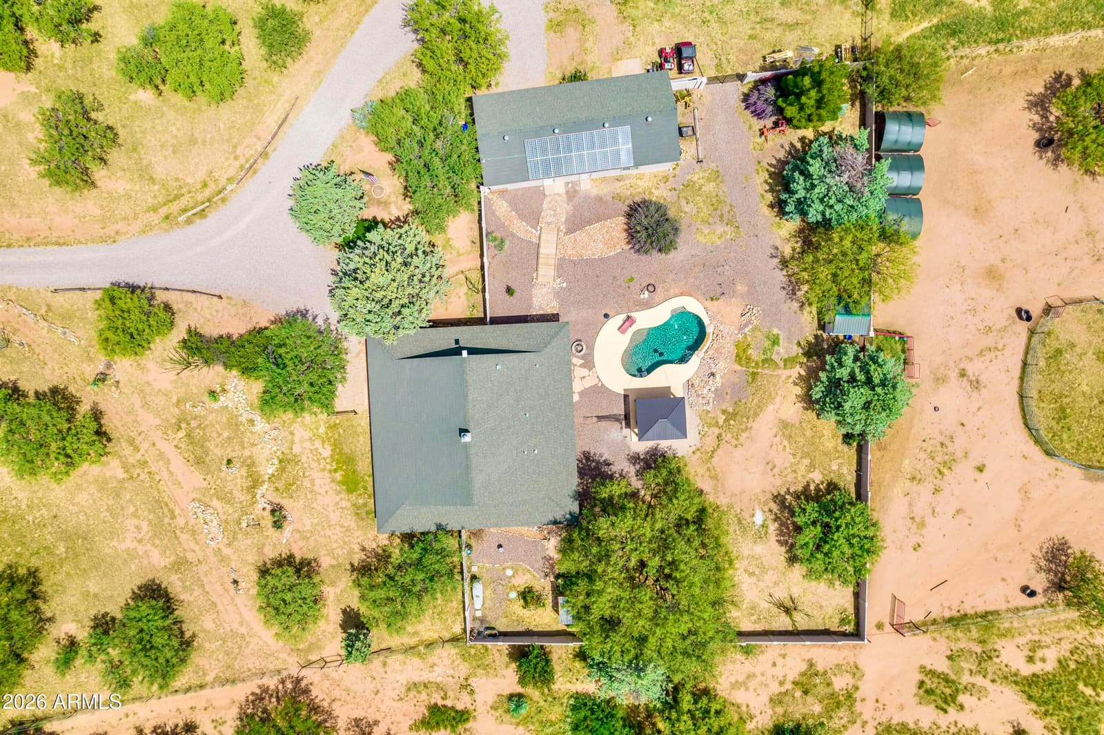 9009 S Oakridge Drive, Hereford, AZ 85615 — photo 4 of 57