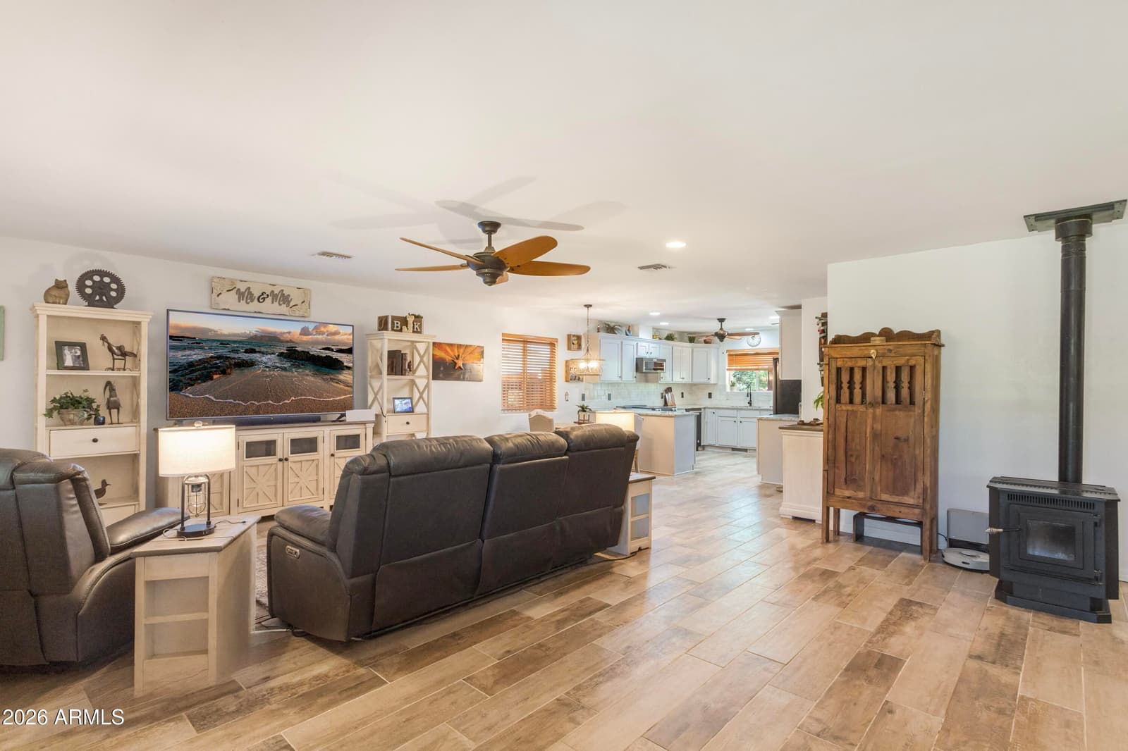 9009 S Oakridge Drive, Hereford, AZ 85615 — photo 14 of 57