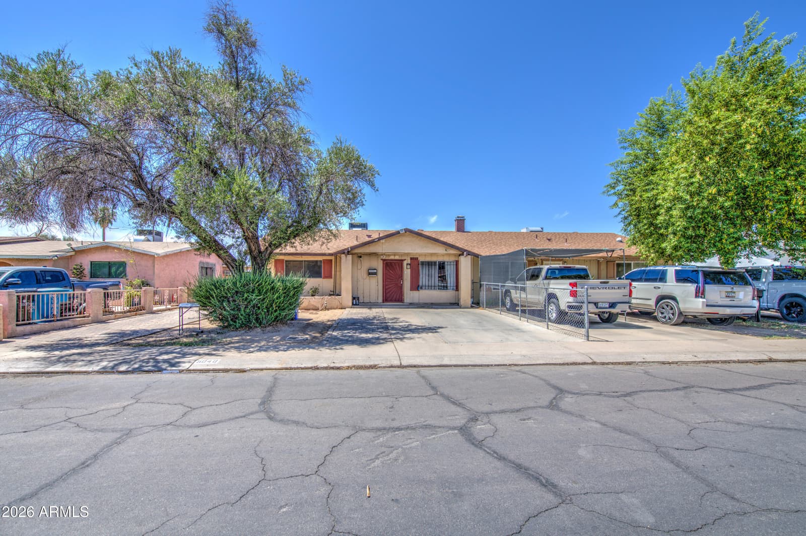 5040 N 41st Drive, Phoenix, AZ 85019 — photo 2 of 35