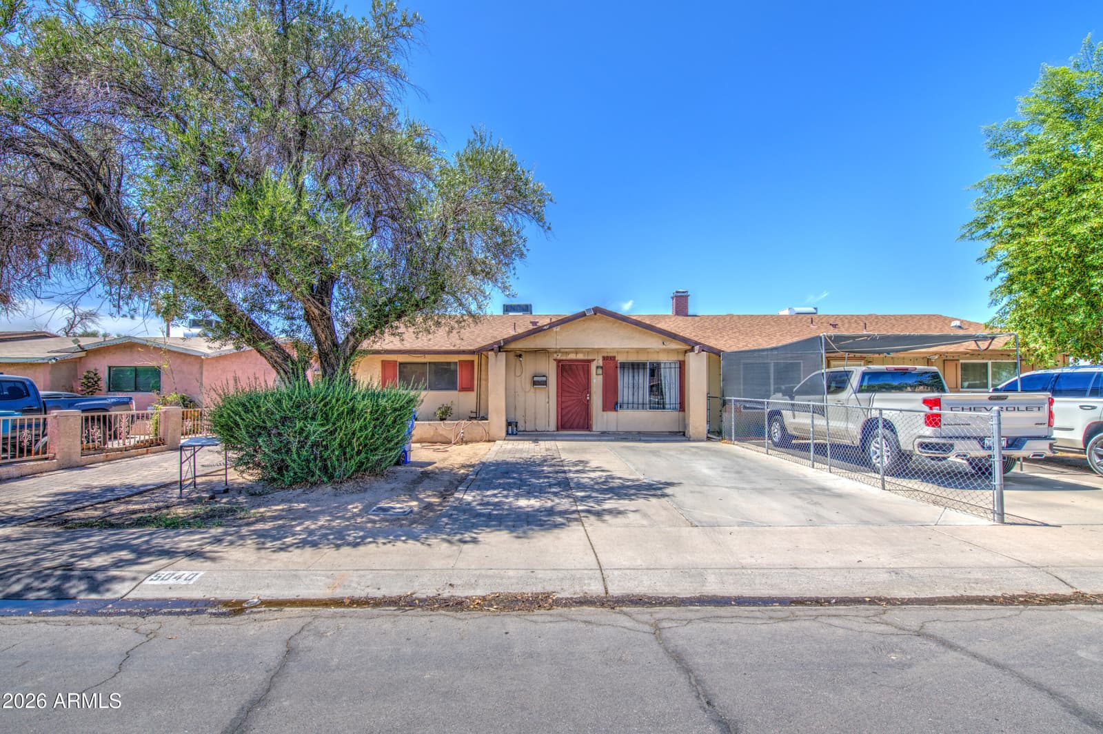 5040 N 41st Drive, Phoenix, AZ 85019 — photo 3 of 35