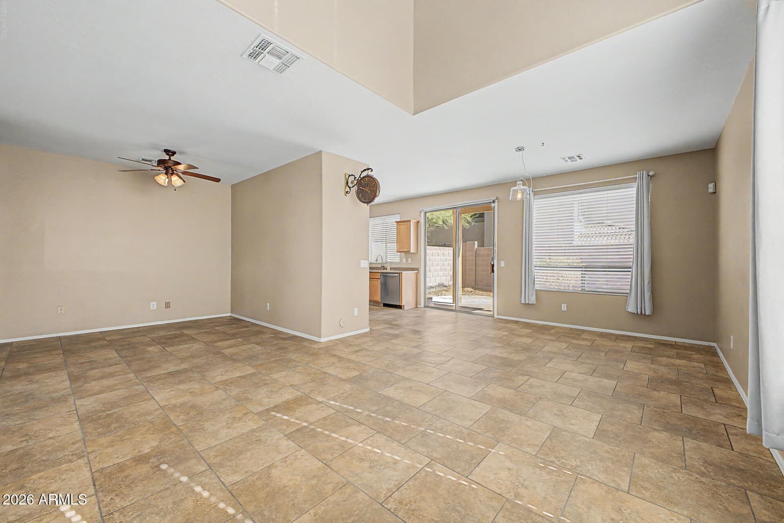 111 E Cottonwood Lane, Phoenix, AZ 85048 — photo 11 of 39