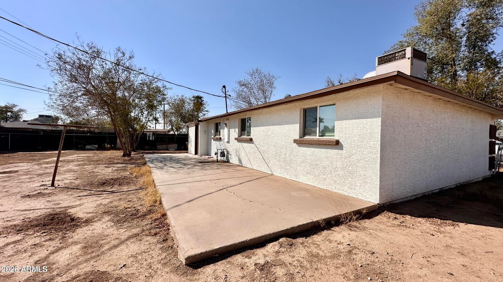 6433 W Fairmount Avenue, Phoenix, AZ 85033 — photo 10 of 18