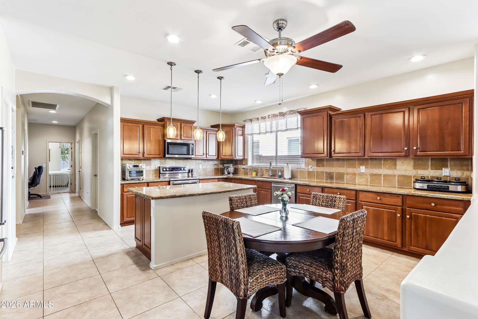 18473 W Marconi Avenue, Surprise, AZ 85388 — photo 13 of 42