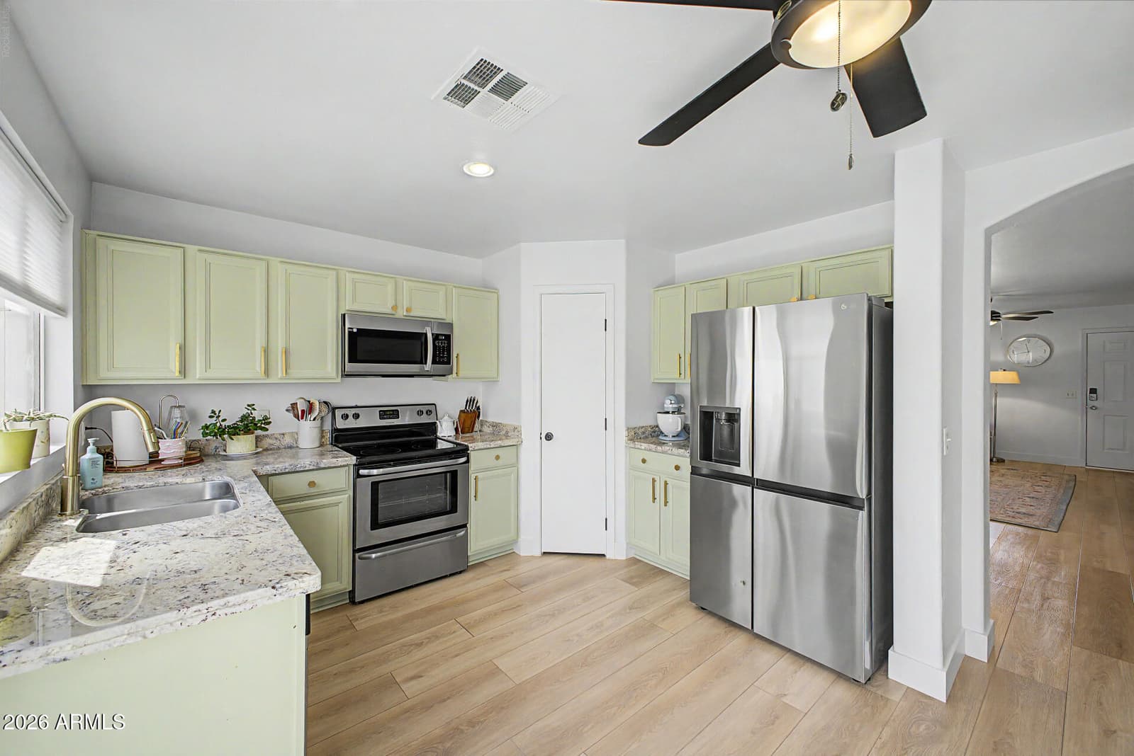 2253 S Gordon, Mesa, AZ 85209 — photo 3 of 45