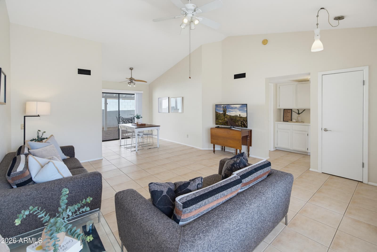 3302 E Wescott Drive, Phoenix, AZ 85050 — photo 3 of 21