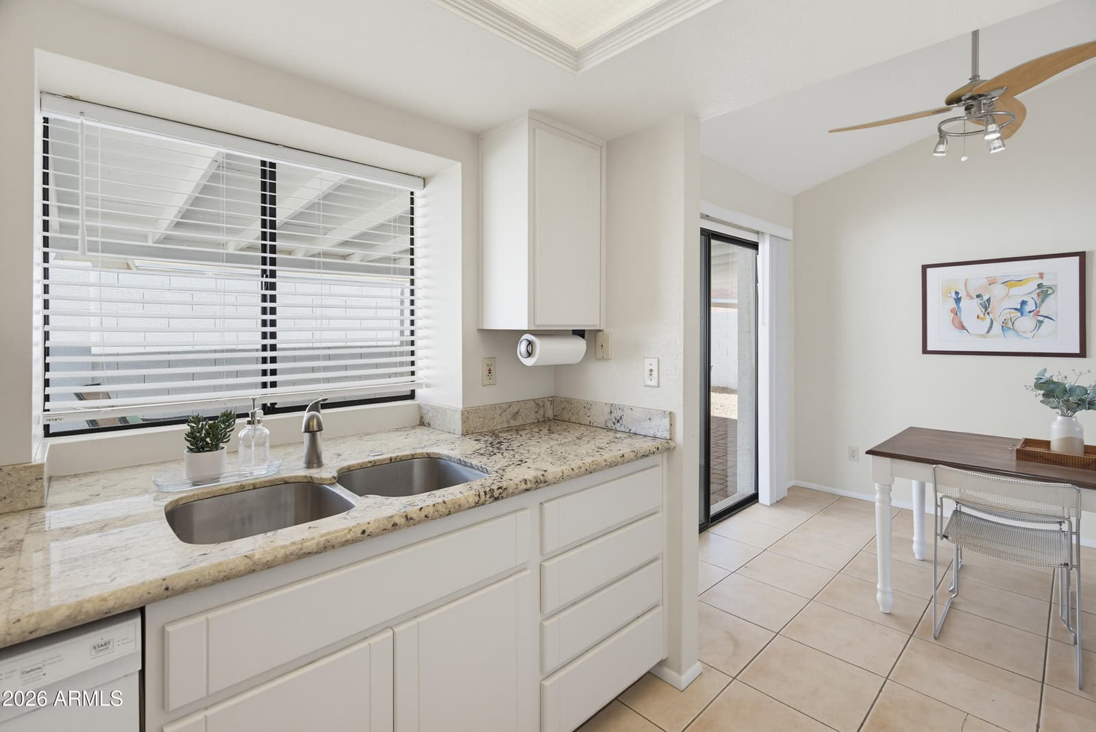 3302 E Wescott Drive, Phoenix, AZ 85050 — photo 8 of 21