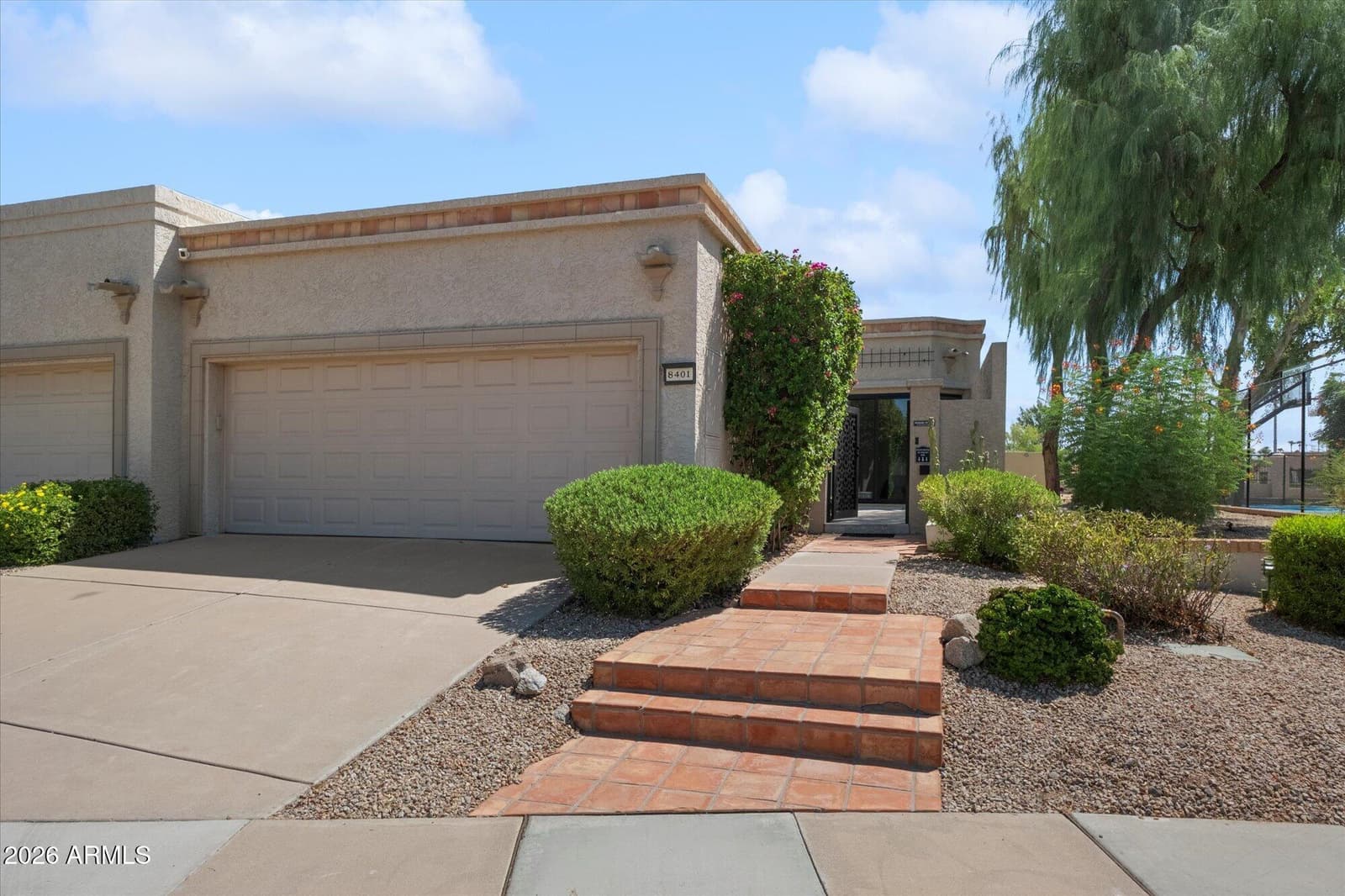 8401 N 84th Place, Scottsdale, AZ 85258 — photo 7 of 39
