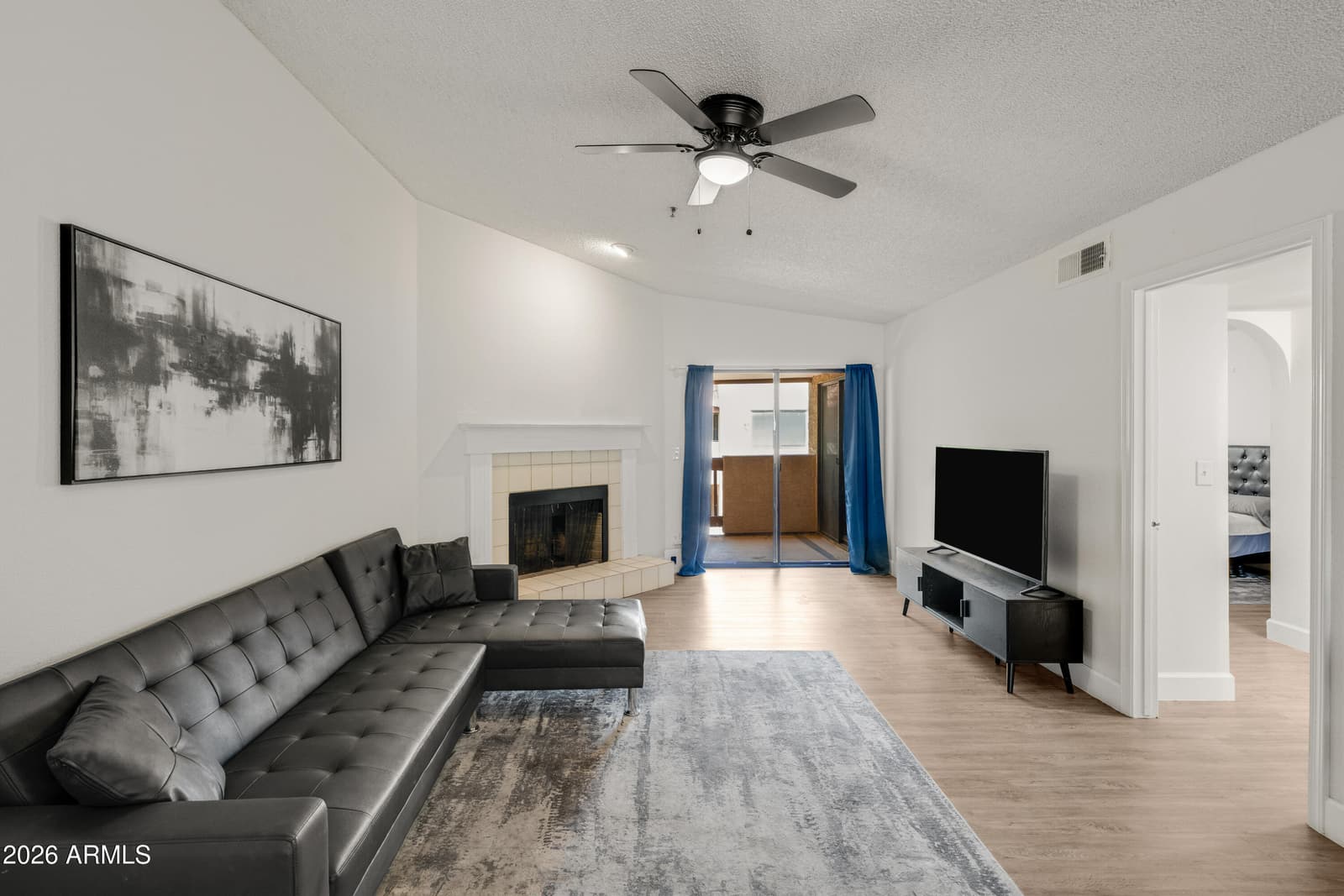 3031 N Civic Center Plaza 349, Scottsdale, AZ 85251 — photo 1 of 34