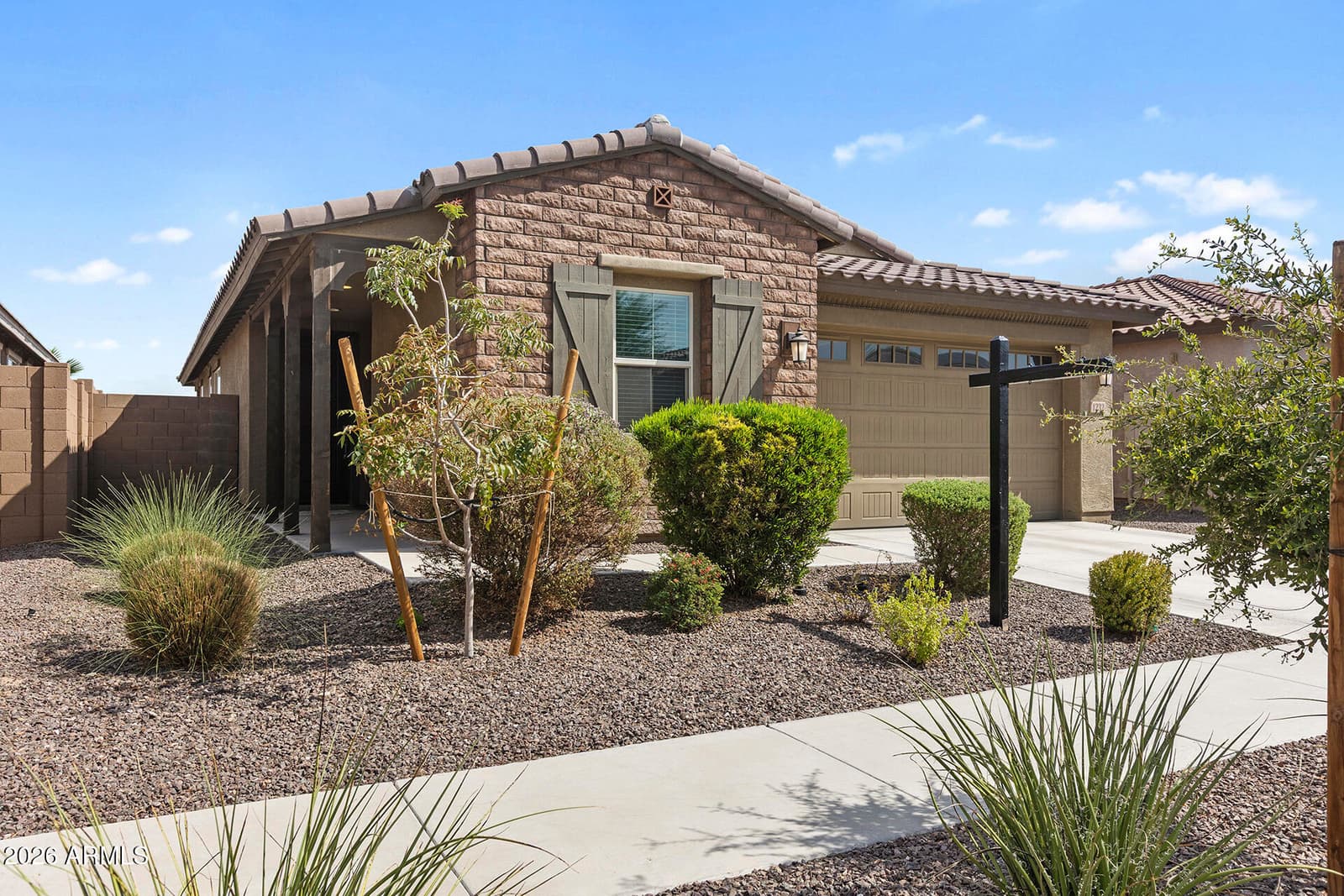 1232 E Irwin Avenue, Phoenix, AZ 85042 — photo 7 of 49