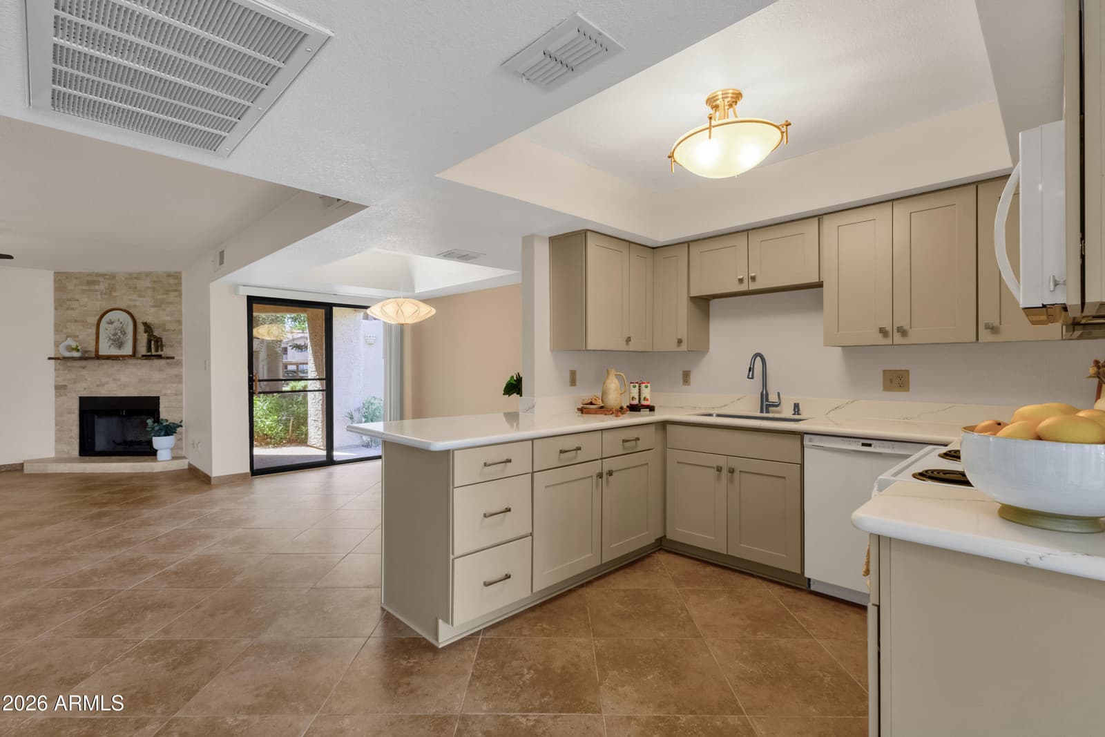 9550 N 94th Place 117, Scottsdale, AZ 85258 — photo 14 of 50