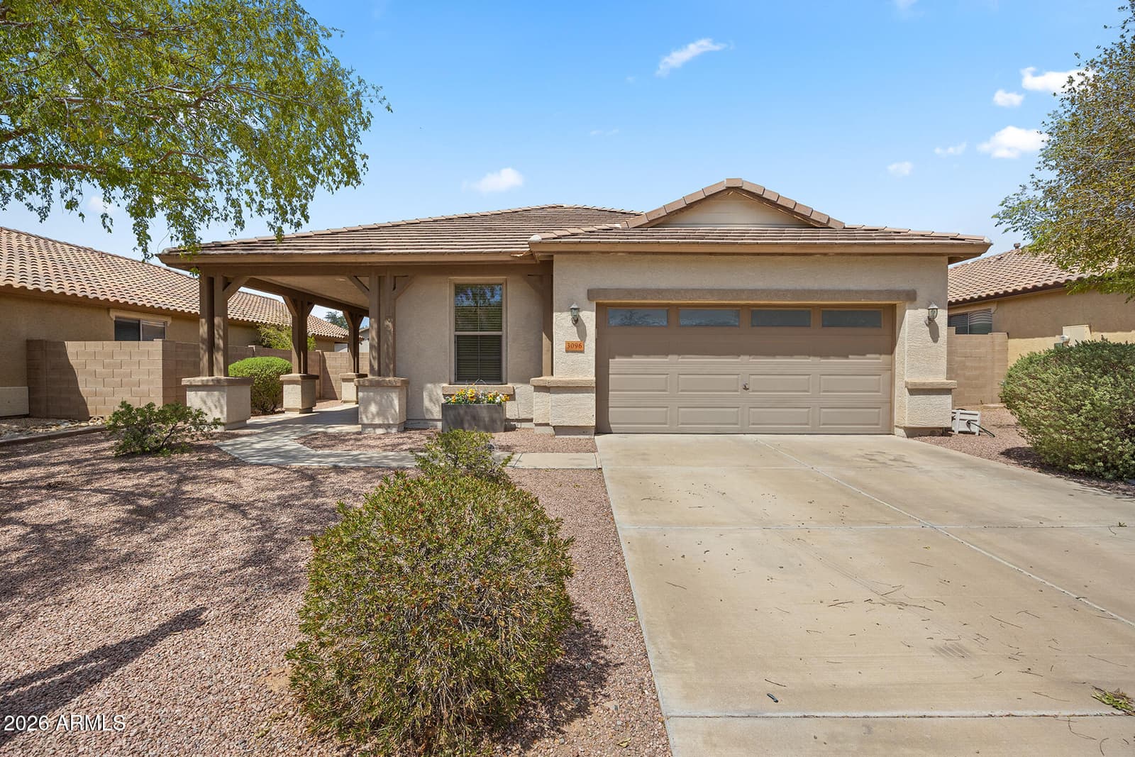 3096 E Ravenswood Drive, Gilbert, AZ 85298 — photo 1 of 41