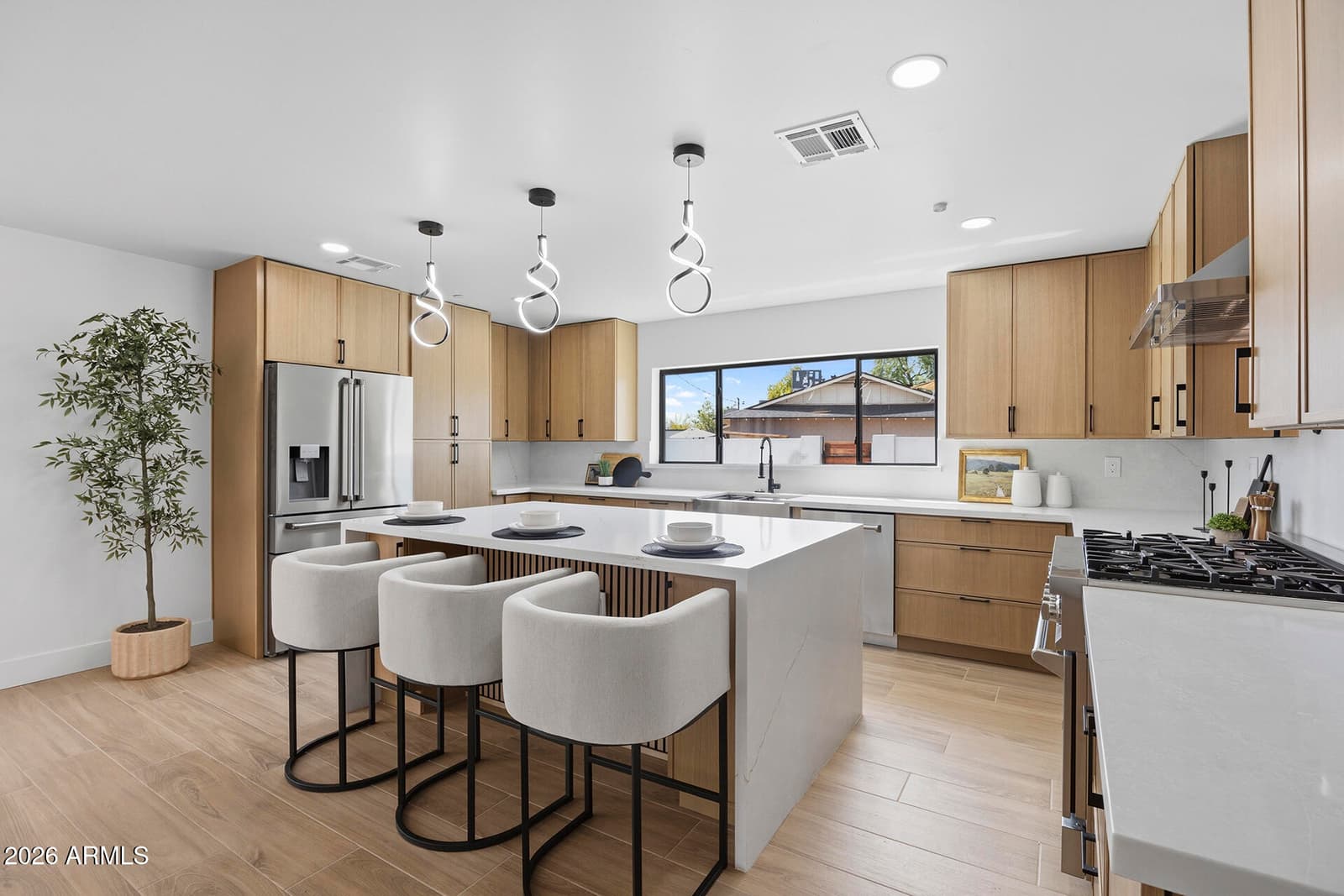 8401 E Avalon Drive, Scottsdale, AZ 85251 — photo 1 of 42