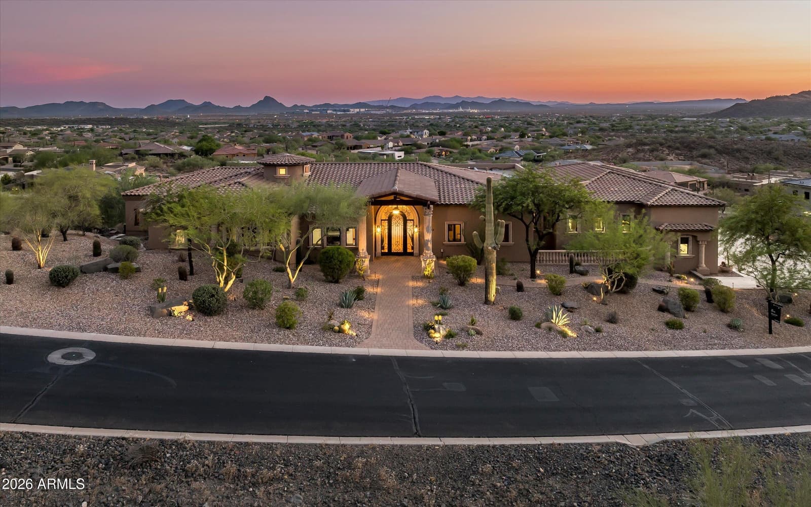 2433 W Praiano Way, Phoenix, AZ 85086 — photo 9 of 96