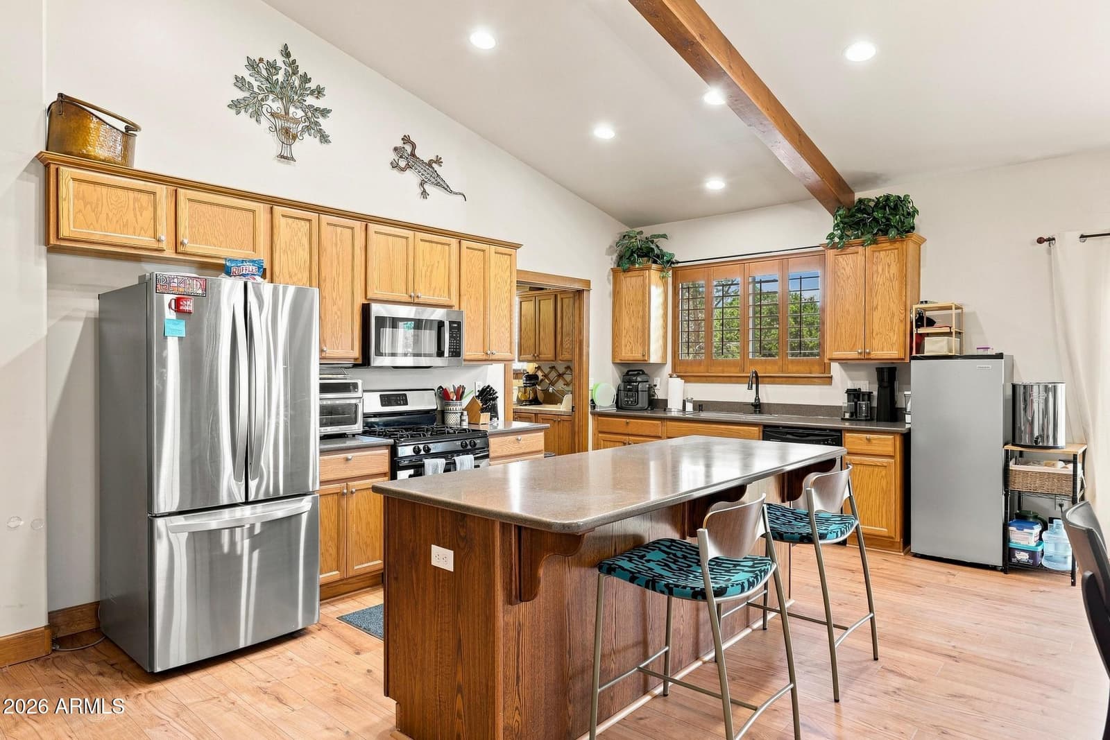661 S Rock Ridge Drive, Show Low, AZ 85901 — photo 4 of 39