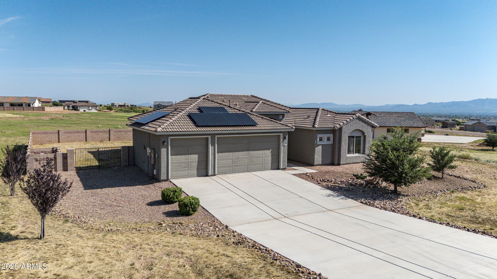 6647 E Big Spur Circle, Hereford, AZ 85615 — photo 1 of 30