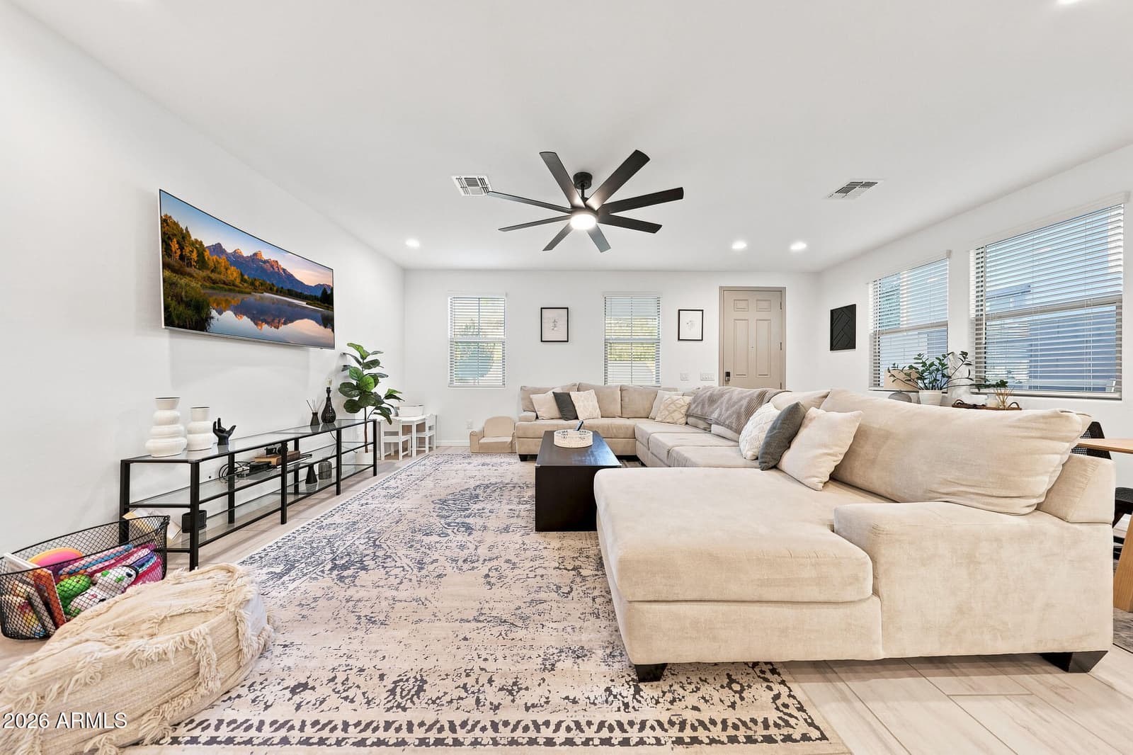 8351 E Impala Avenue, Mesa, AZ 85209 — photo 9 of 41