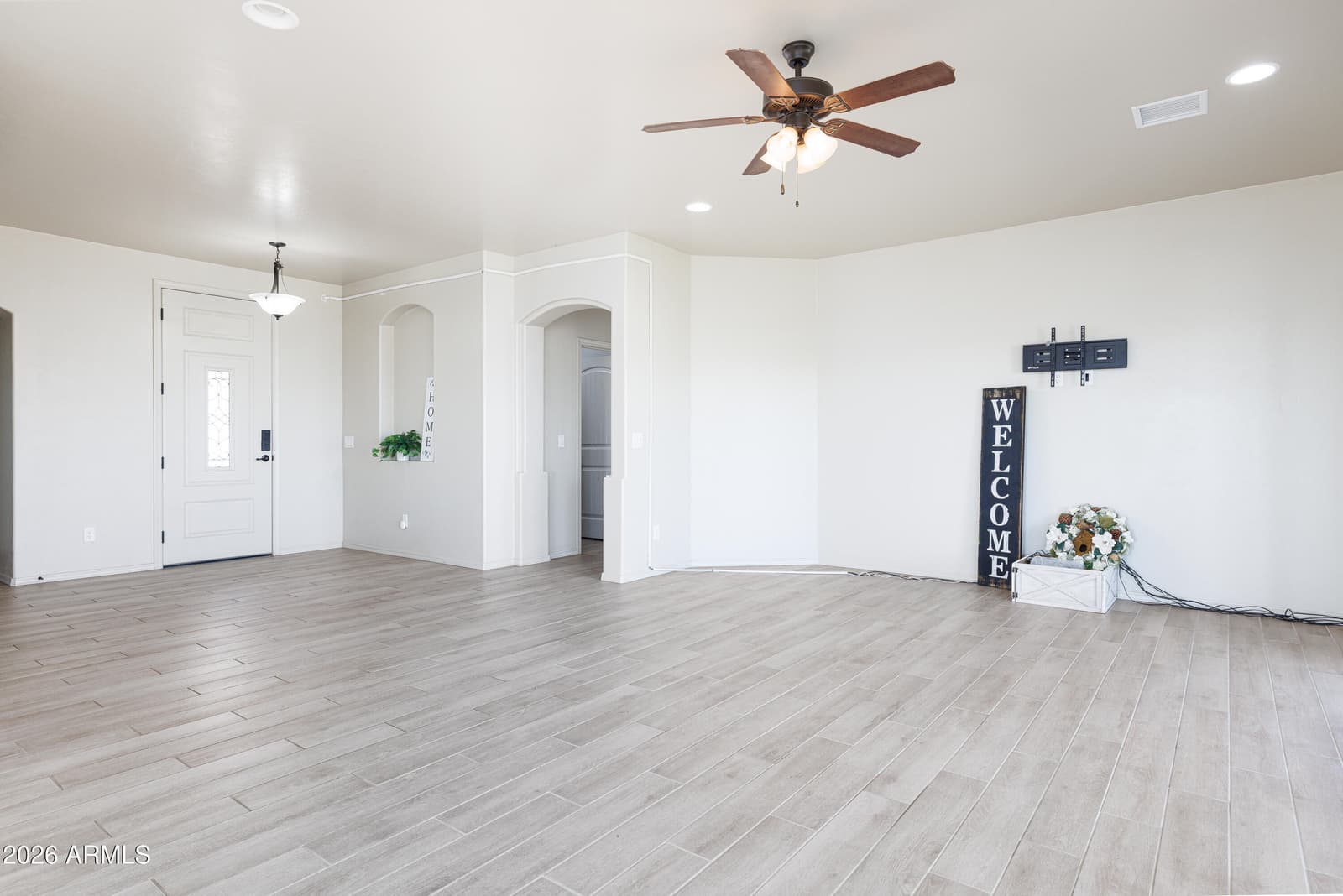 6647 E Big Spur Circle, Hereford, AZ 85615 — photo 7 of 30