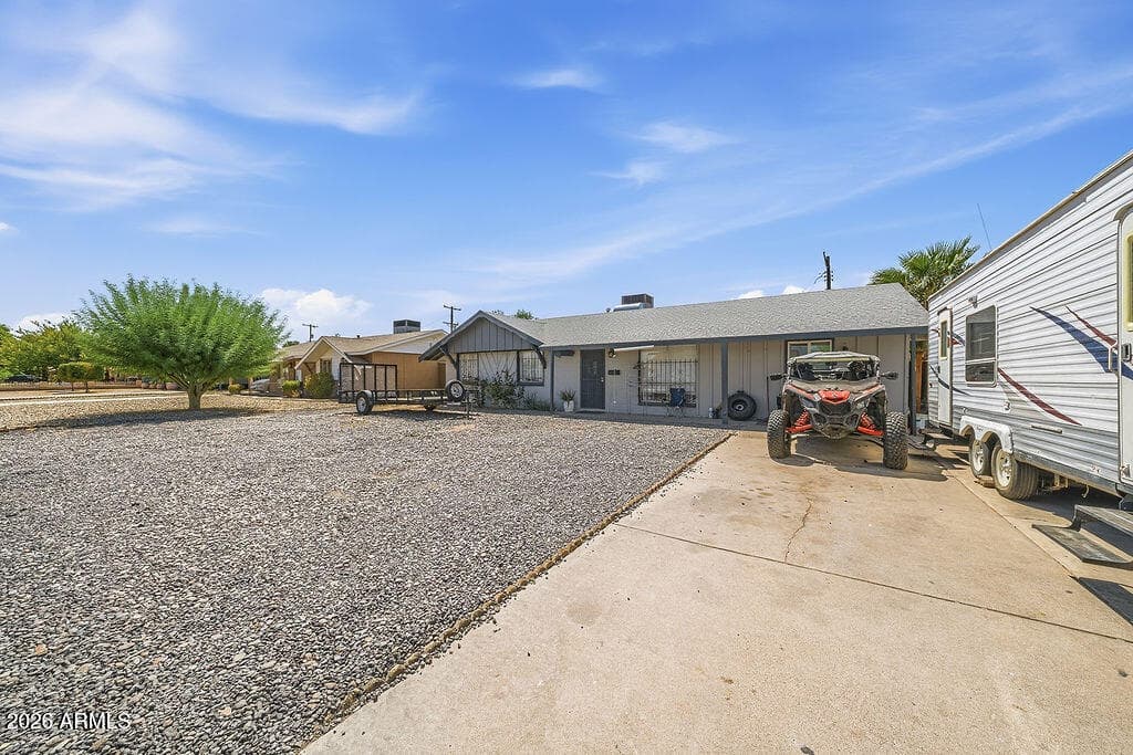 3619 W Orangewood Avenue, Phoenix, AZ 85051 — photo 4 of 18