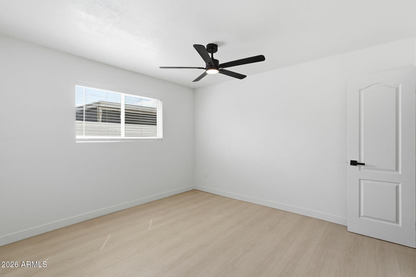 1343 W 7th Avenue, Mesa, AZ 85202 — photo 15 of 37