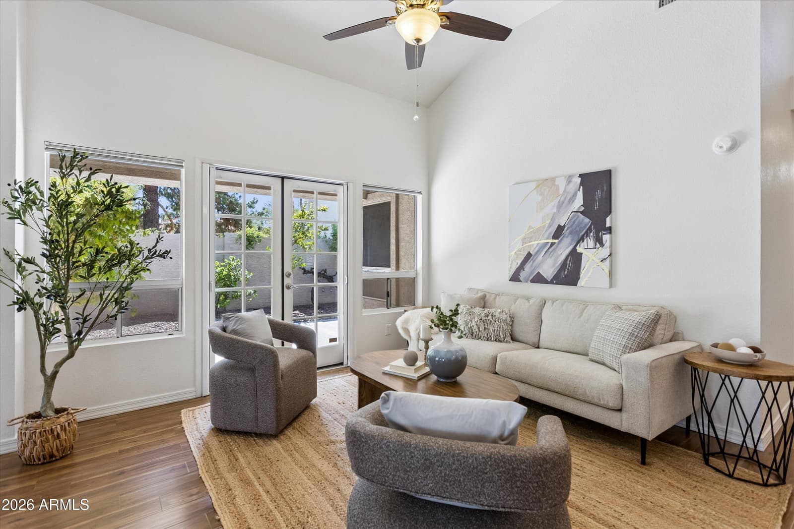 12005 N 40th Way, Phoenix, AZ 85028 — photo 7 of 40