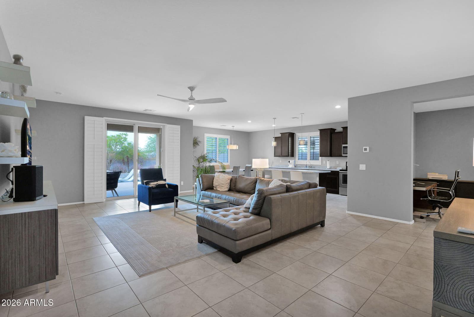 10219 W Lawrence Lane, Peoria, AZ 85345 — photo 8 of 28