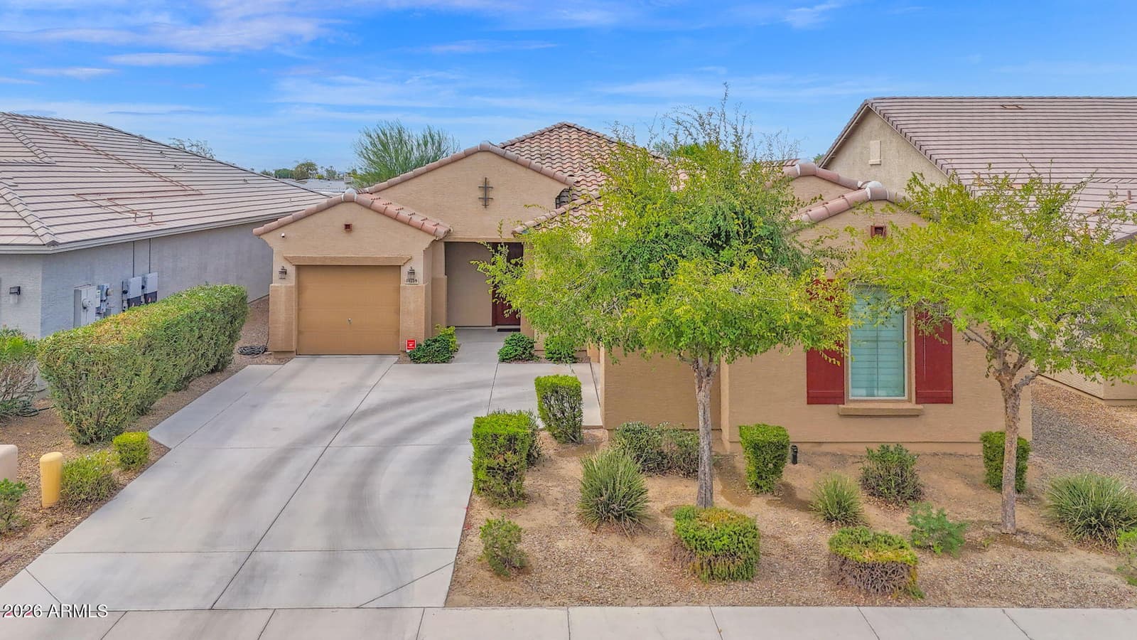 10219 W Lawrence Lane, Peoria, AZ 85345 — photo 1 of 28