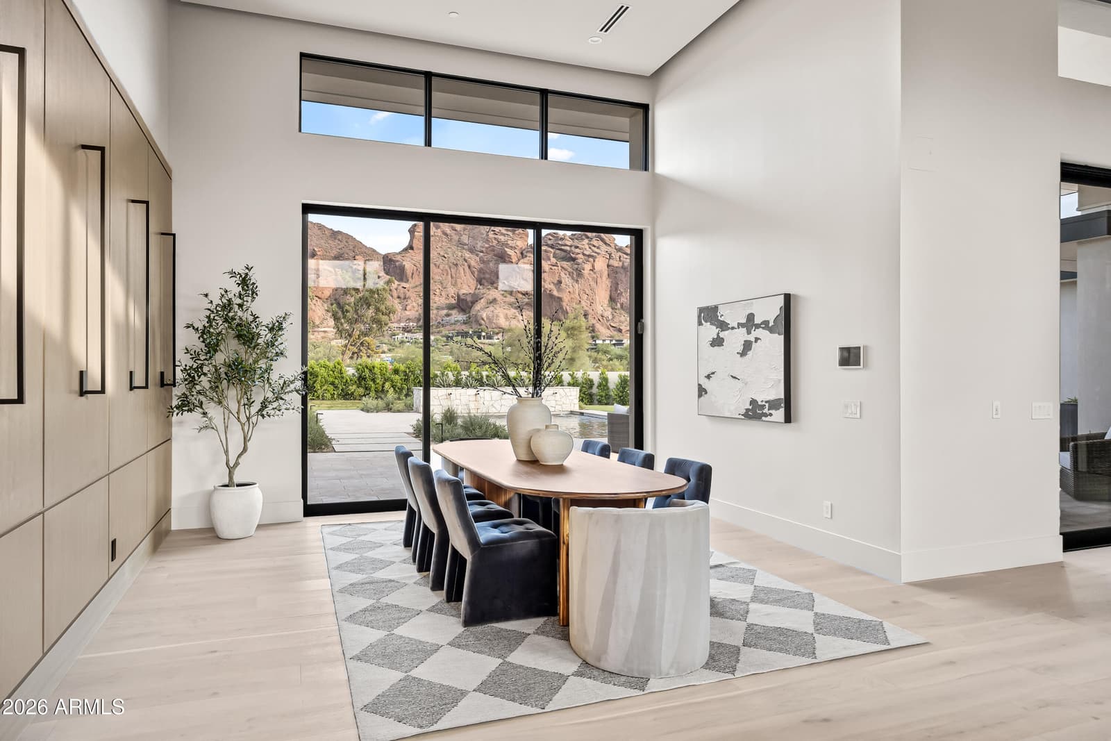 6321 N 48th Place, Paradise Valley, AZ 85253 — photo 10 of 47