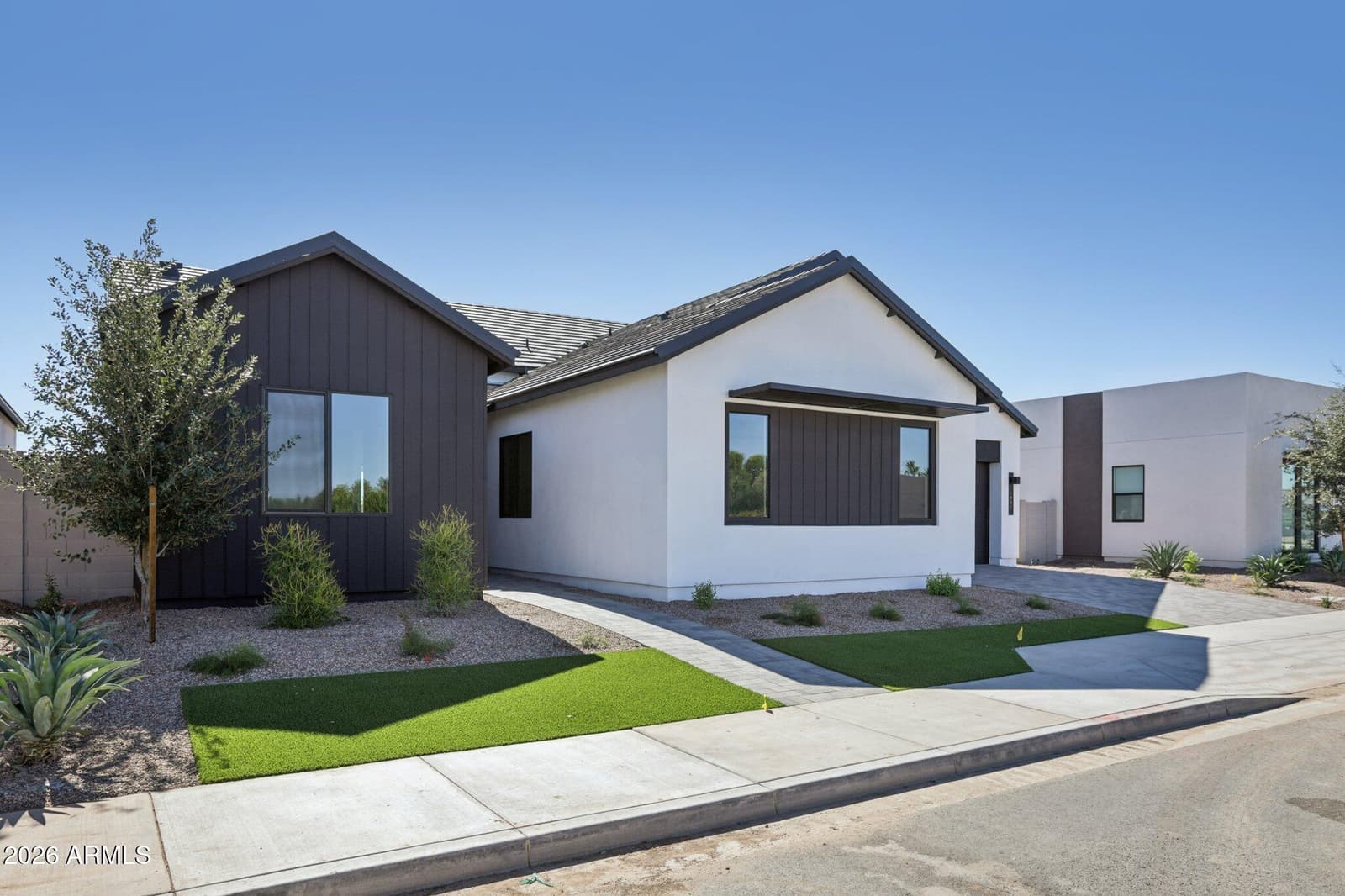 2331 E Aquarius Place, Chandler, AZ 85249 — photo 3 of 16