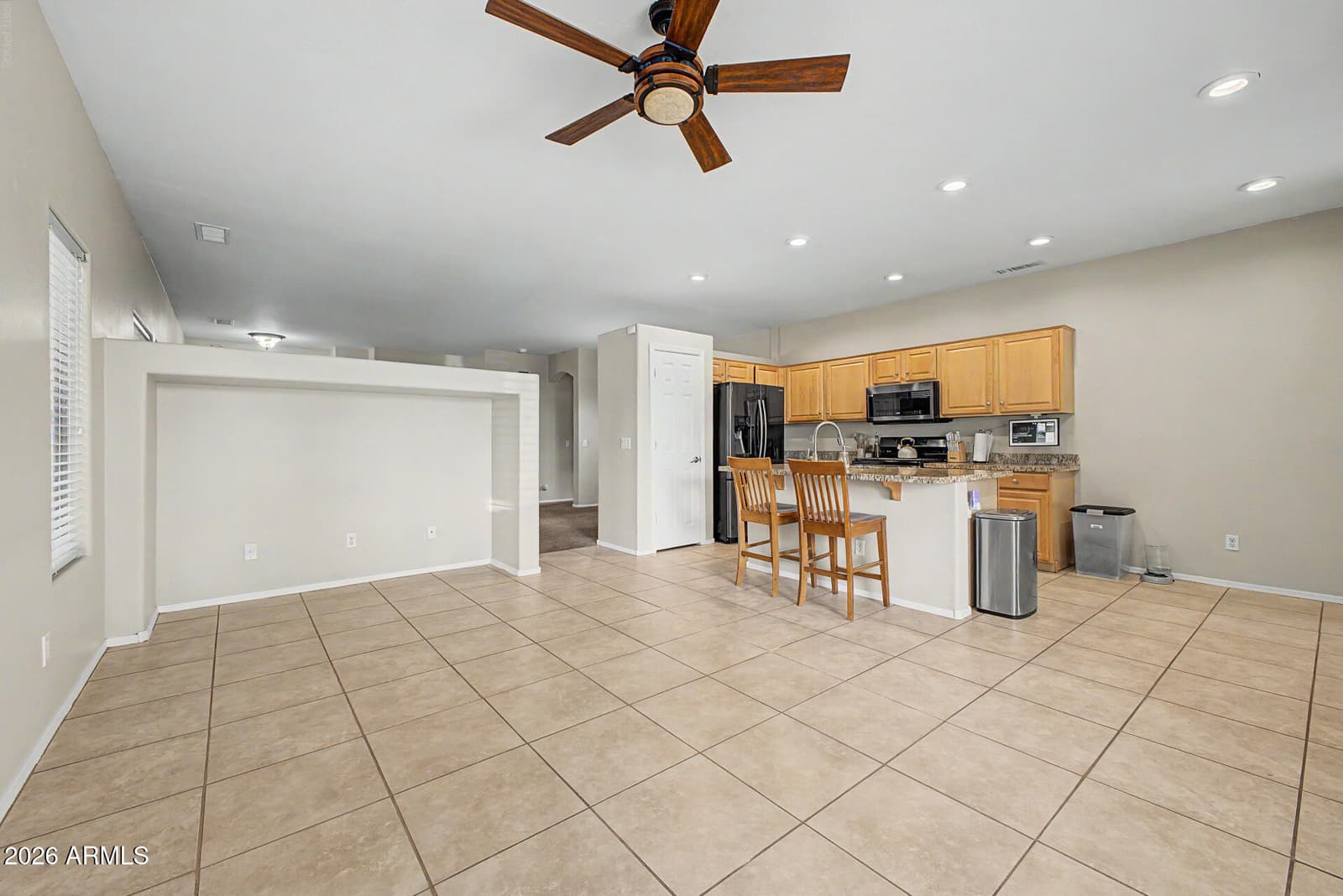 1820 S 84th Drive, Tolleson, AZ 85353 — photo 11 of 31