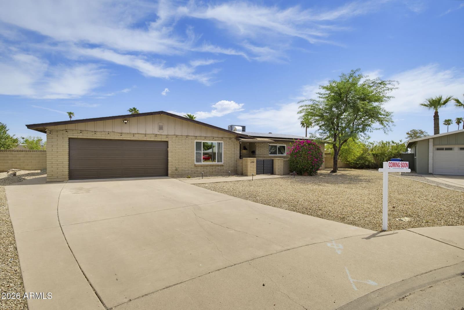 2242 W Concho Circle, Mesa, AZ 85202 — photo 4 of 65