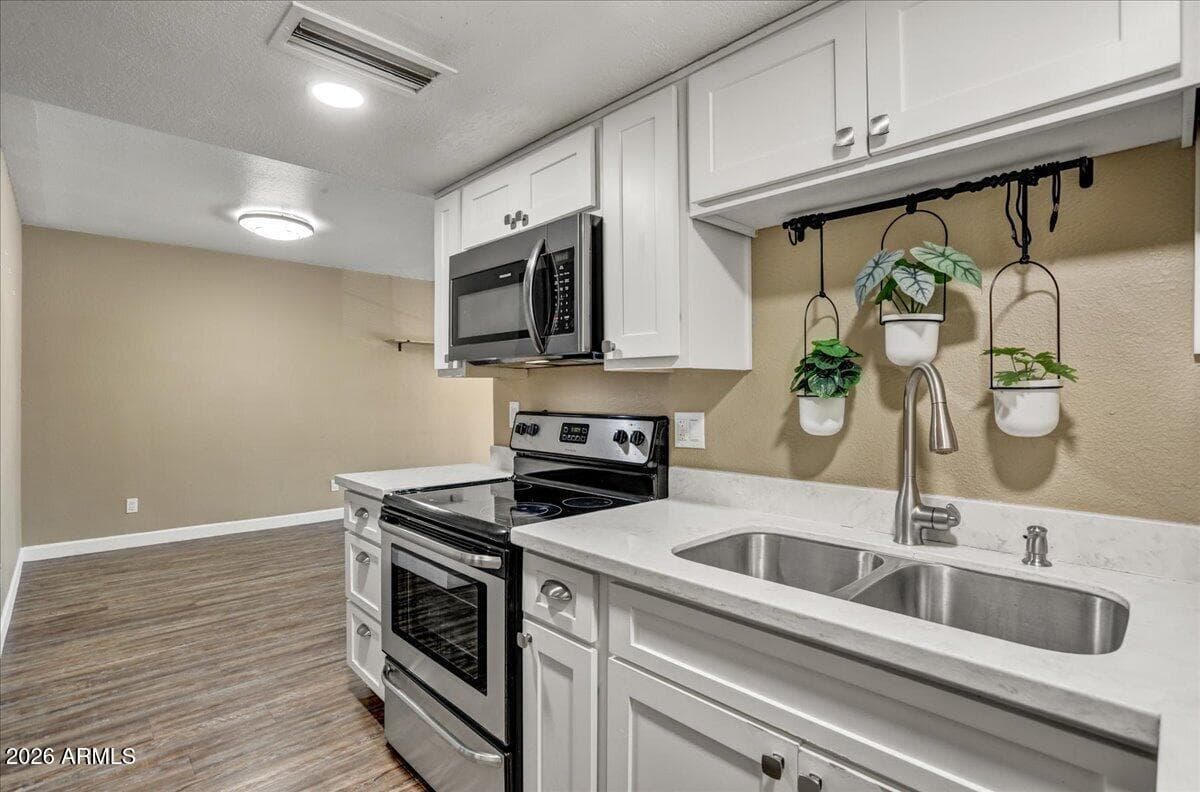 8888 N 47th Avenue 230, Glendale, AZ 85302 — photo 8 of 18
